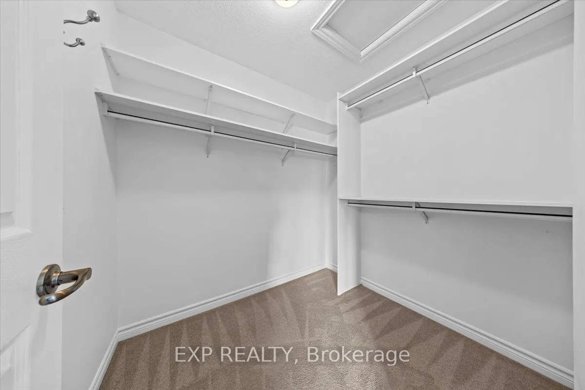 176 Flat Sedge Crescent