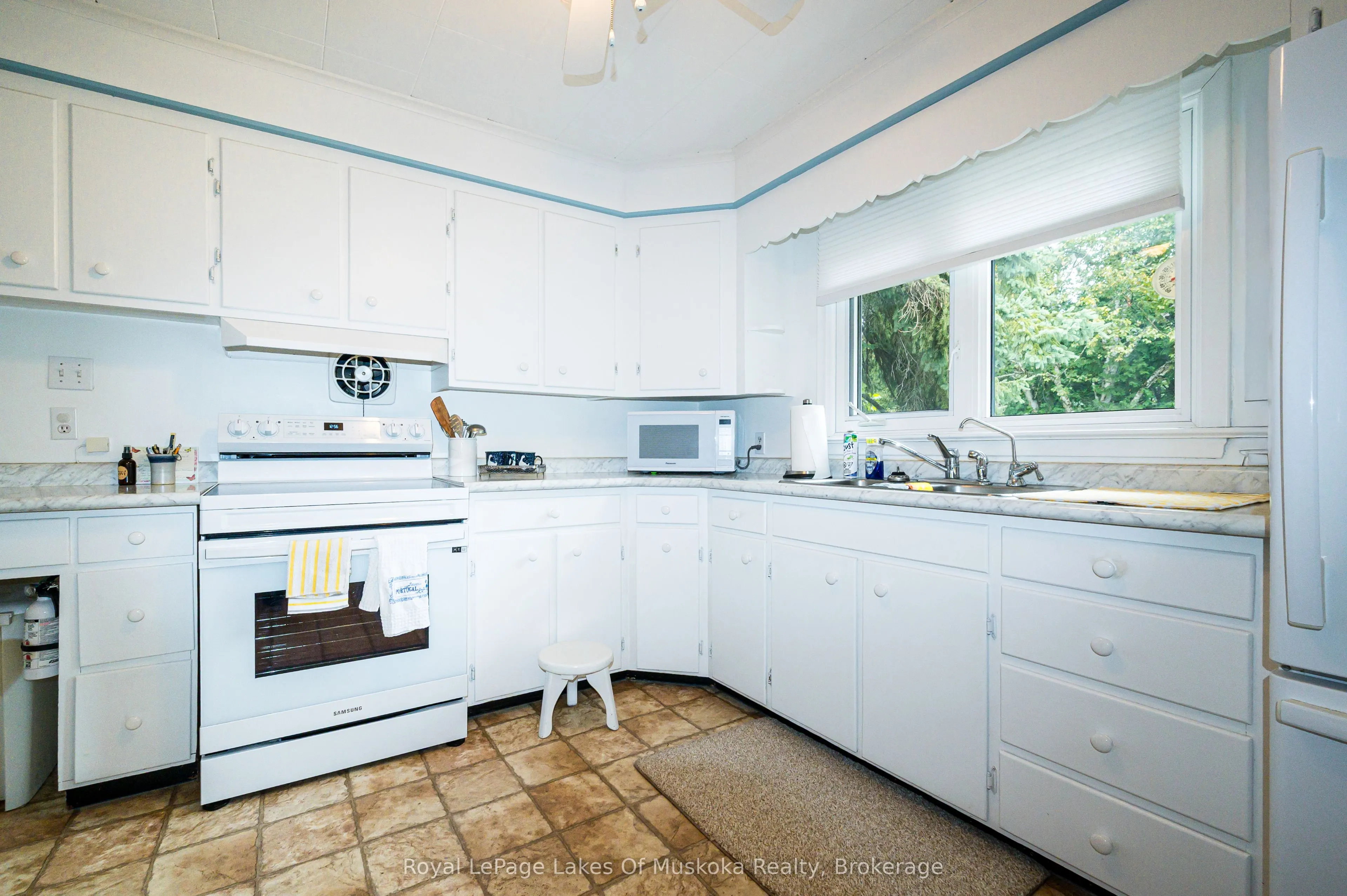 574 Ravenscliffe Road