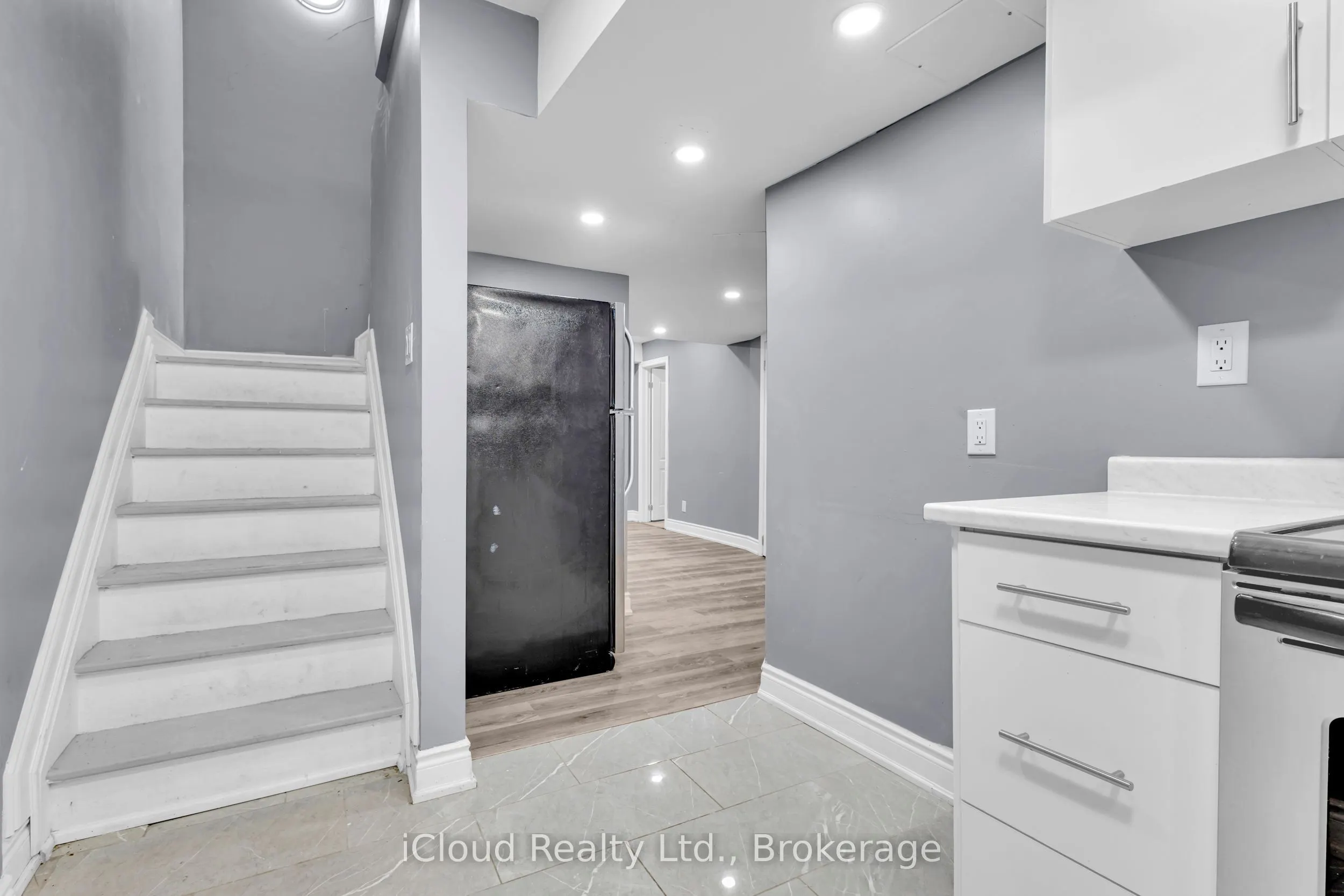 140 Windflower Drive