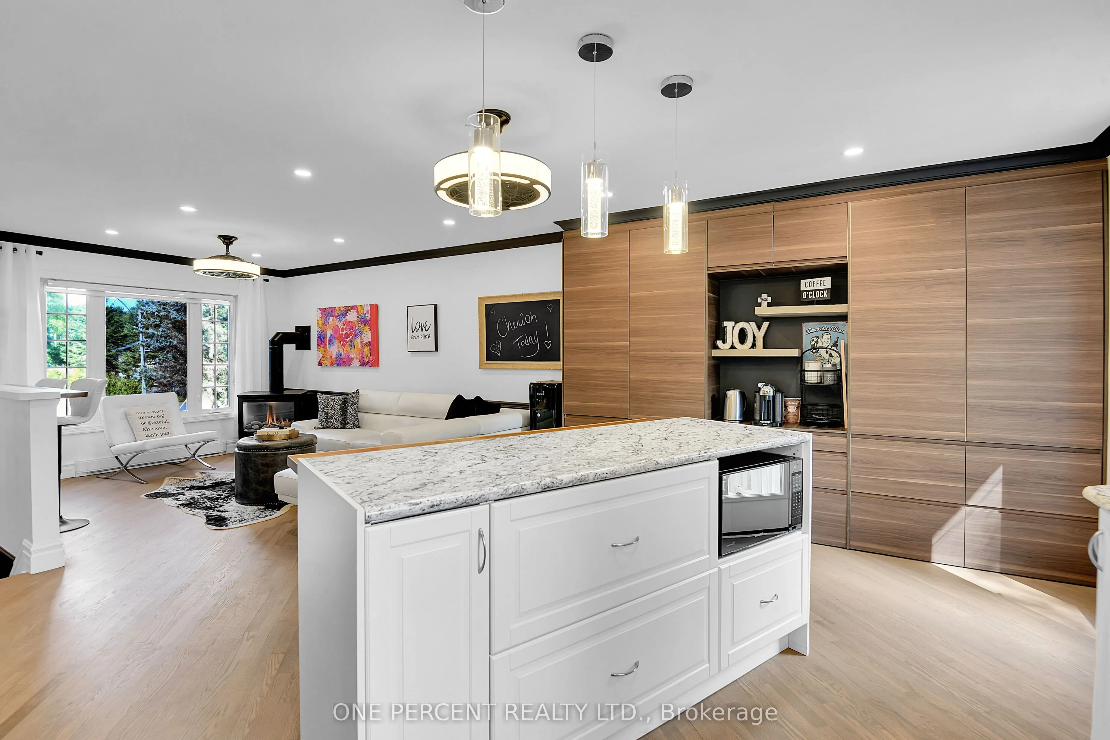 1133 Hemlock Street