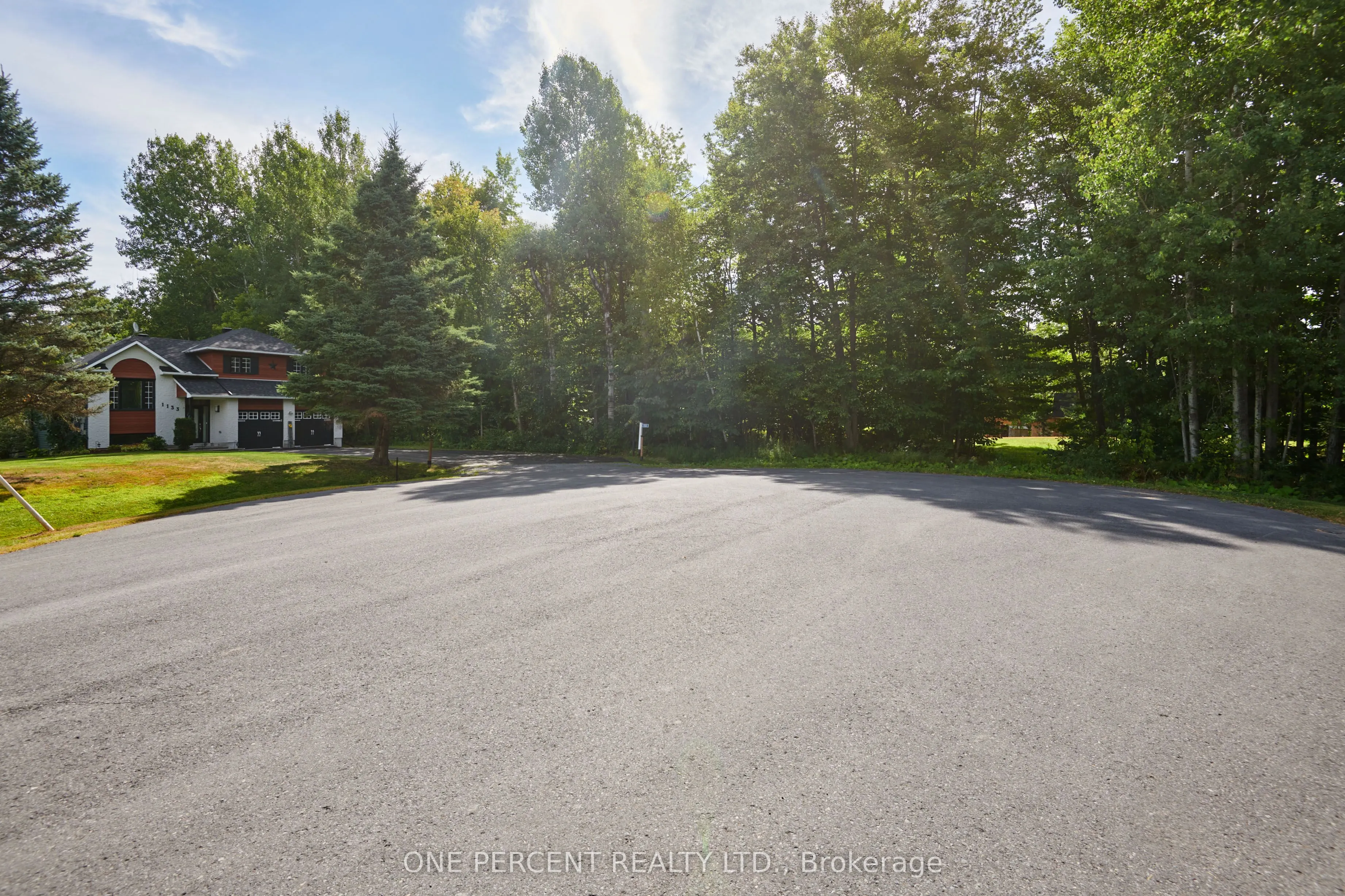 1133 Hemlock Street