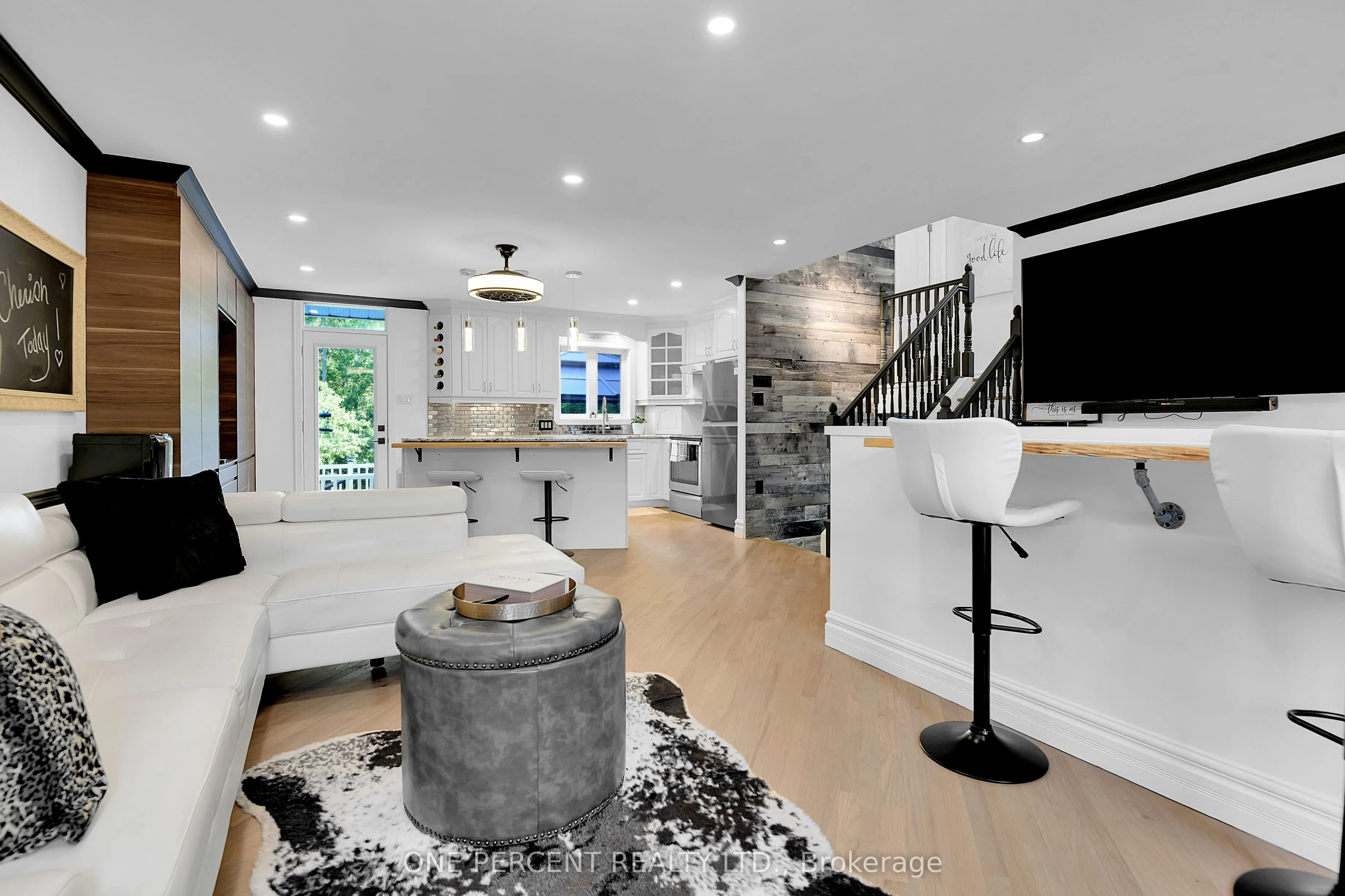 1133 Hemlock Street