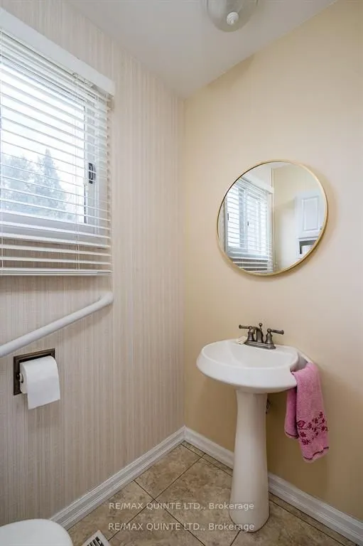 252 Maines Road