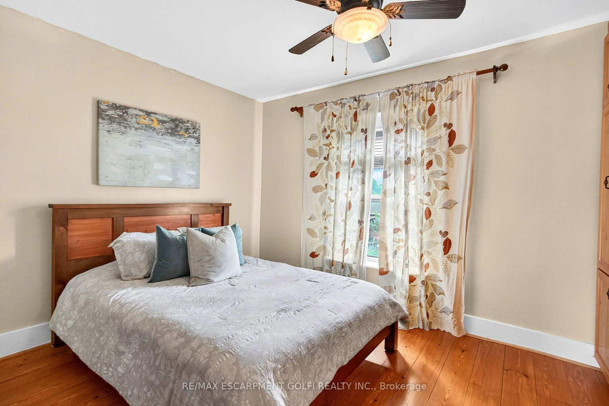 31 East 33RD Street