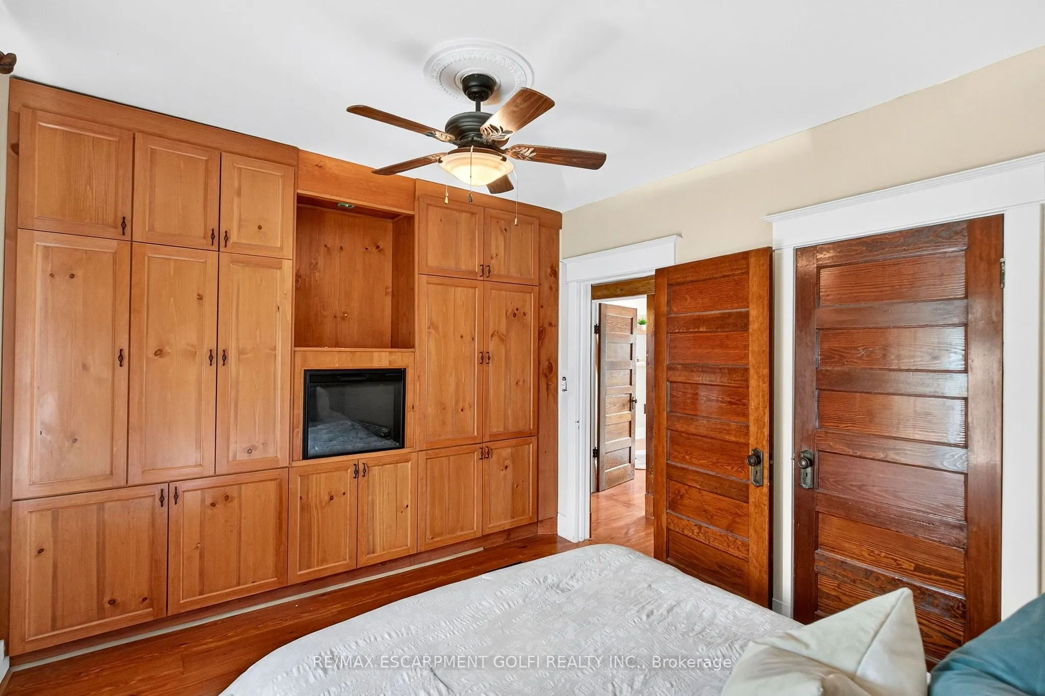 31 East 33RD Street