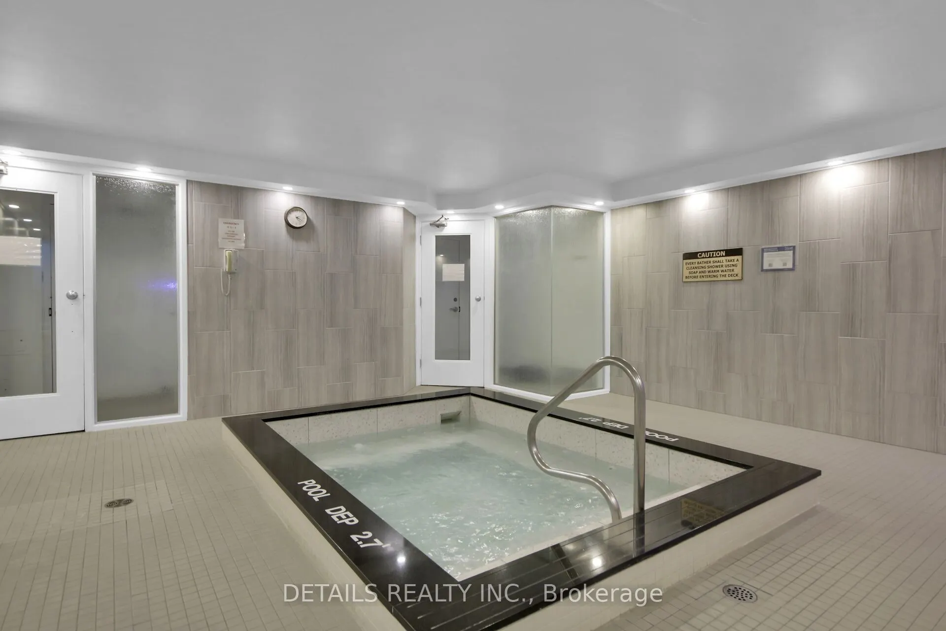 2760 Carousel Crescent, #1406