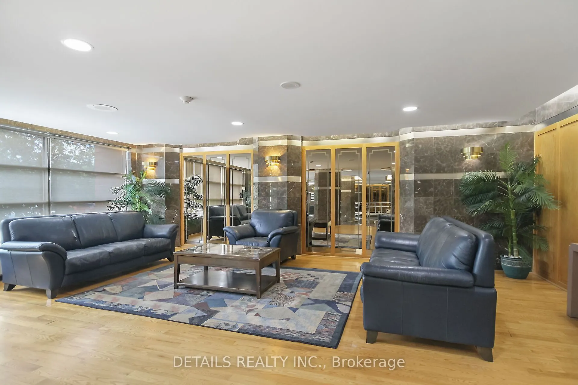 2760 Carousel Crescent, #1406
