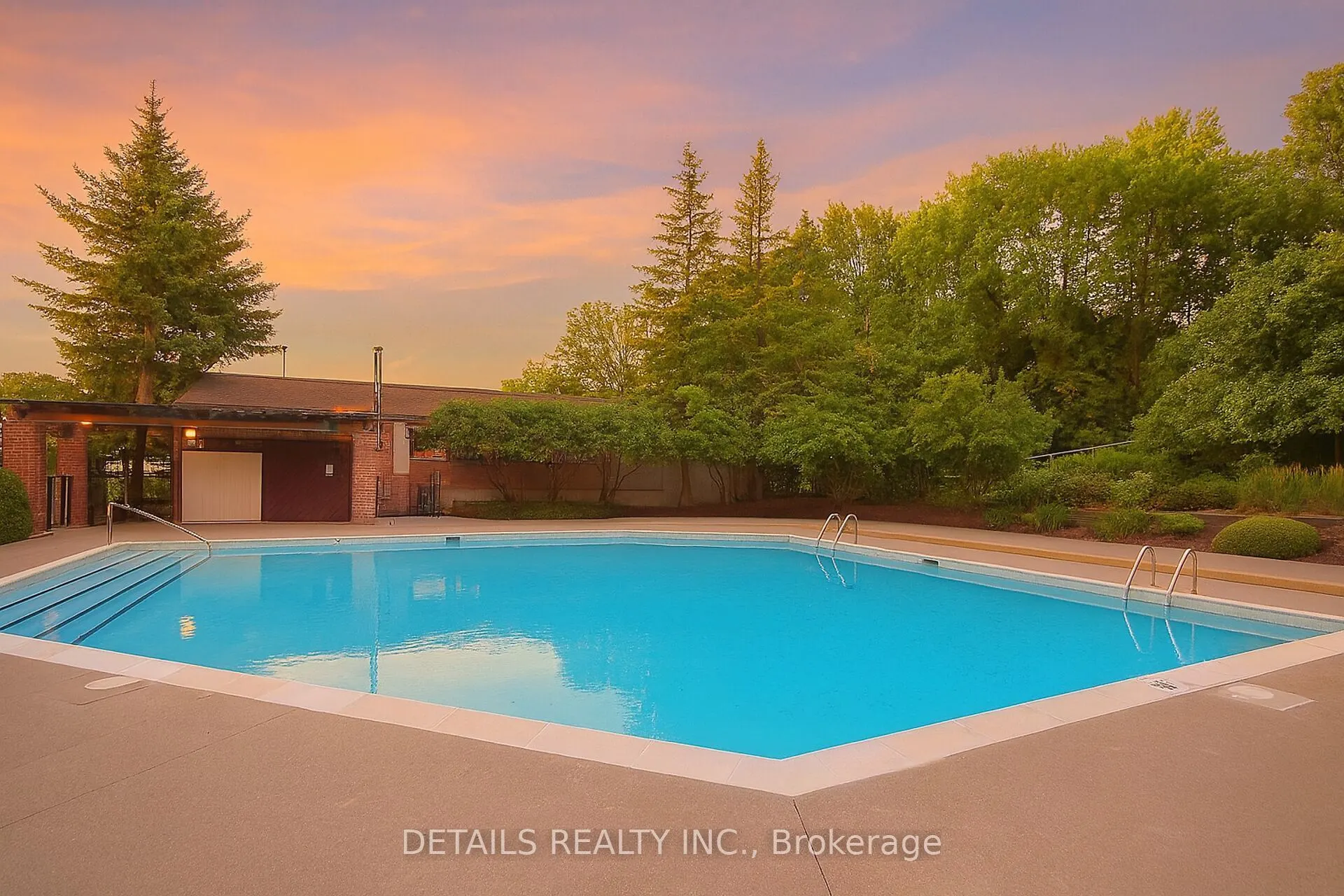 2760 Carousel Crescent, #1406