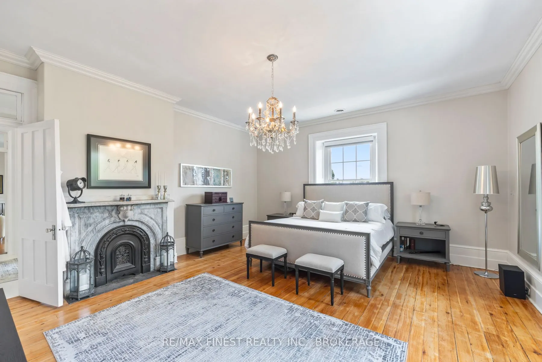 55 Cochrane Drive