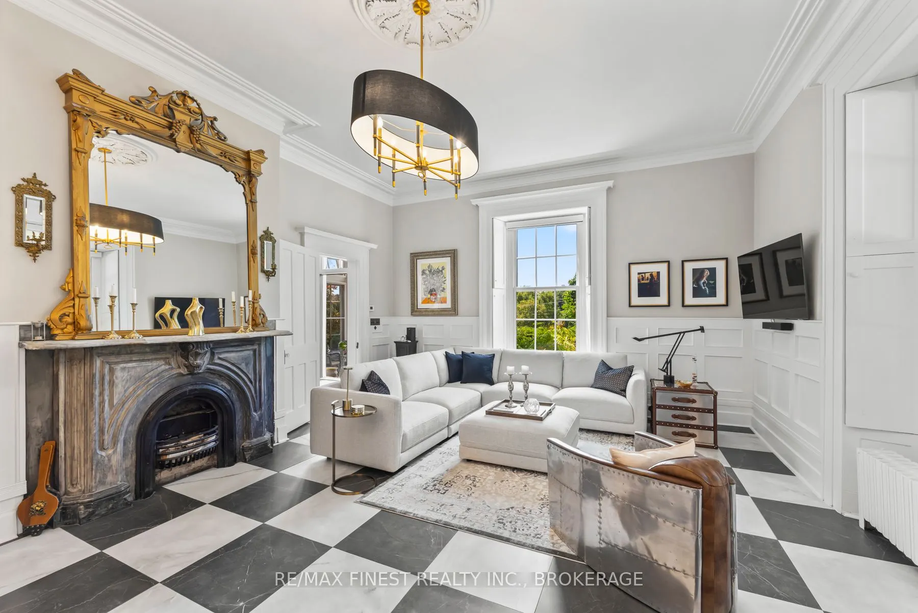 55 Cochrane Drive