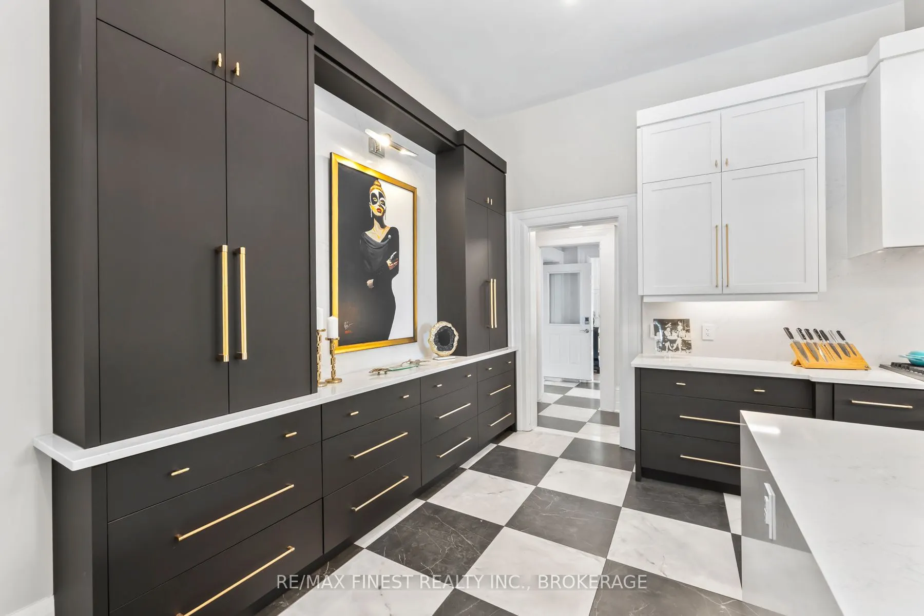 55 Cochrane Drive