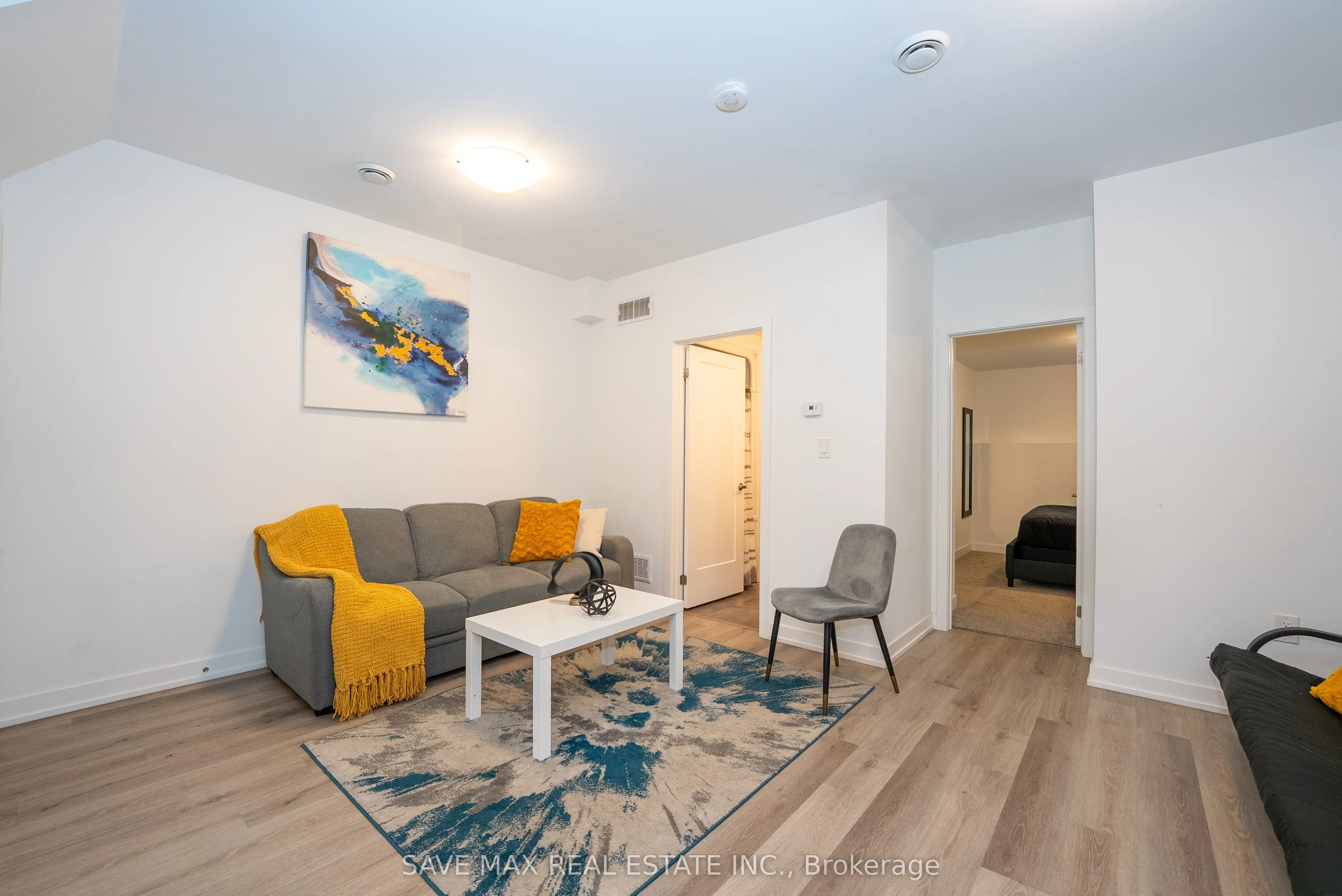 781 Clare Avenue E, #211