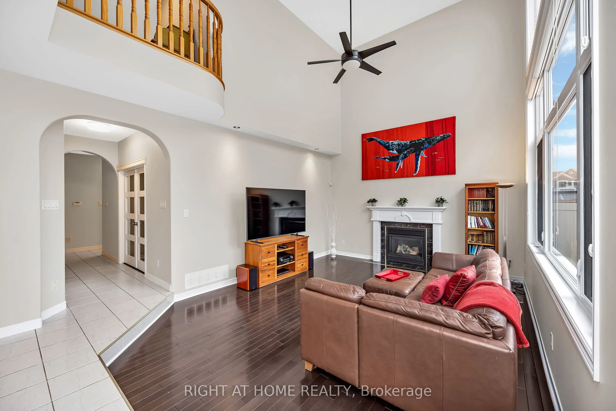 3727 Mountain Meadows Crescent
