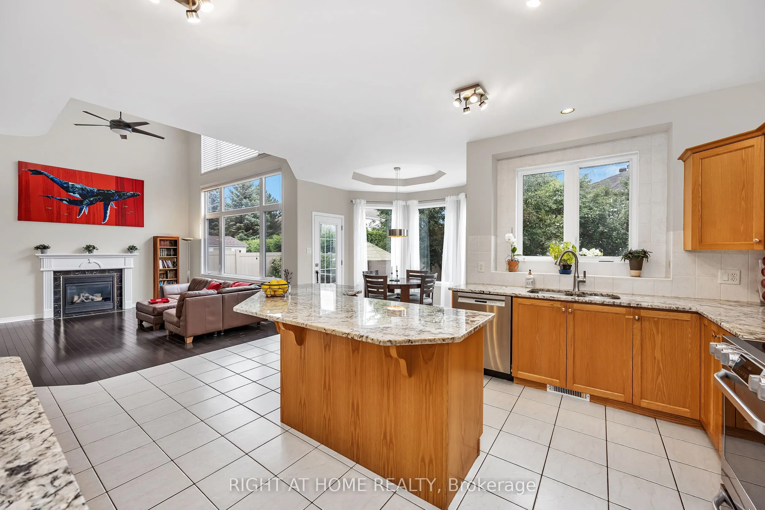 3727 Mountain Meadows Crescent