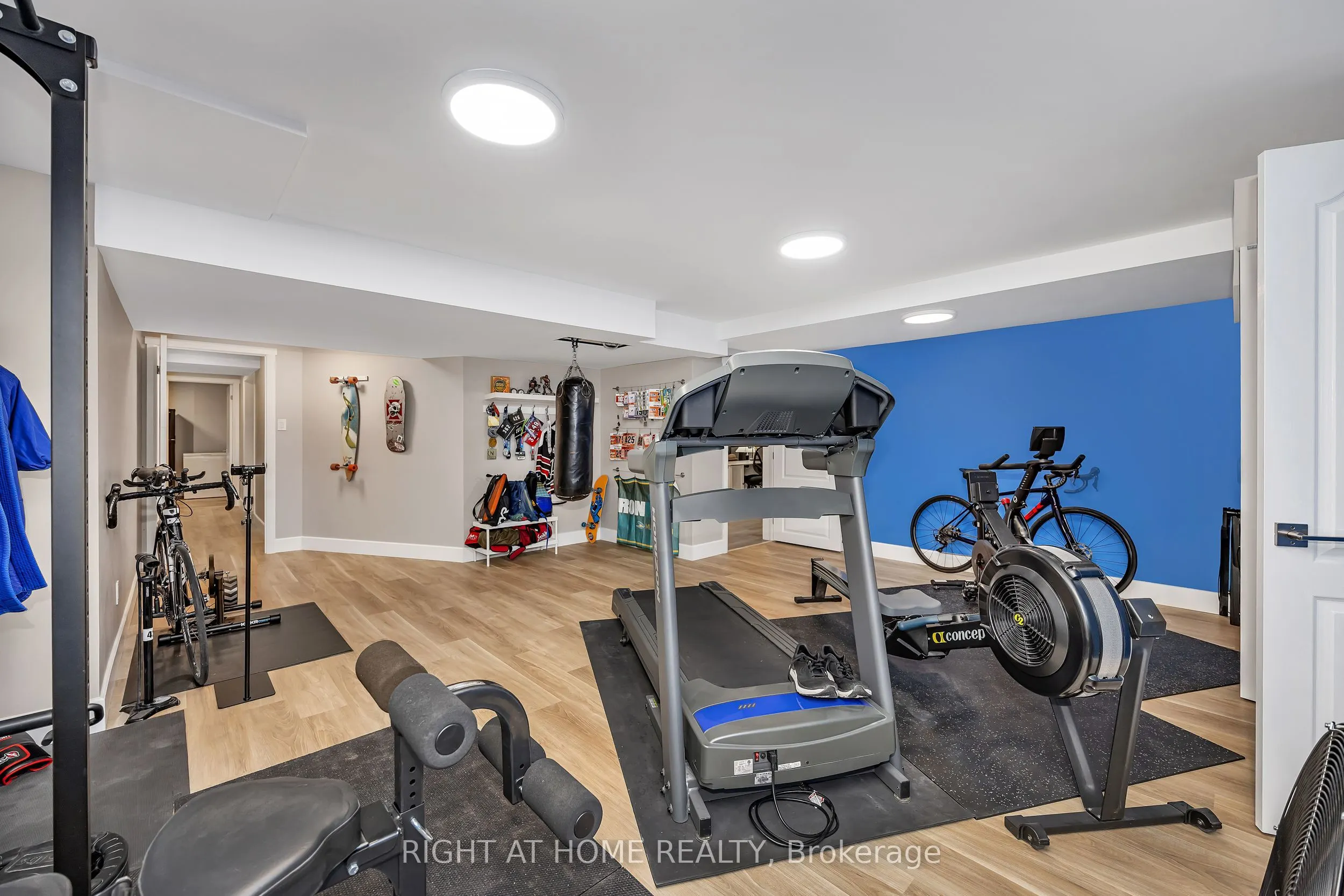3727 Mountain Meadows Crescent