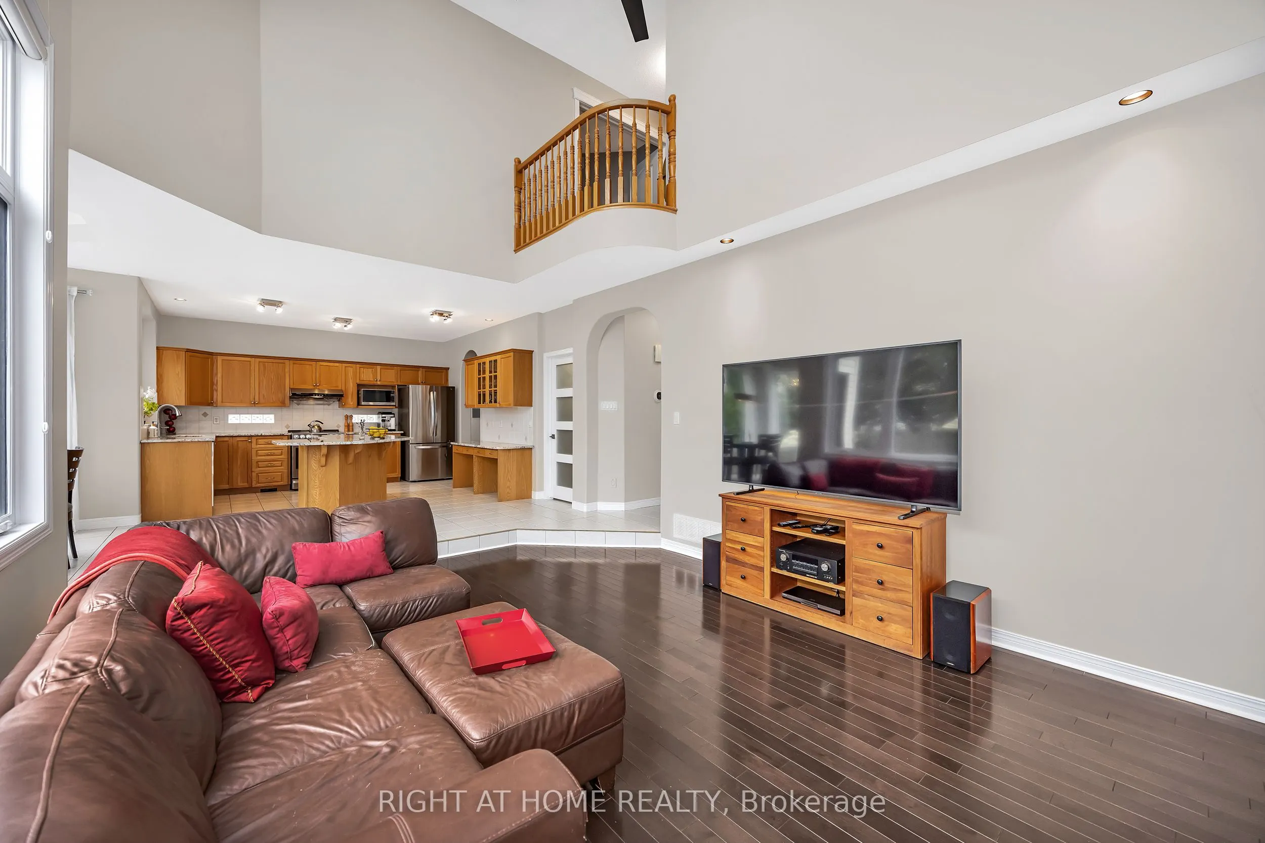 3727 Mountain Meadows Crescent