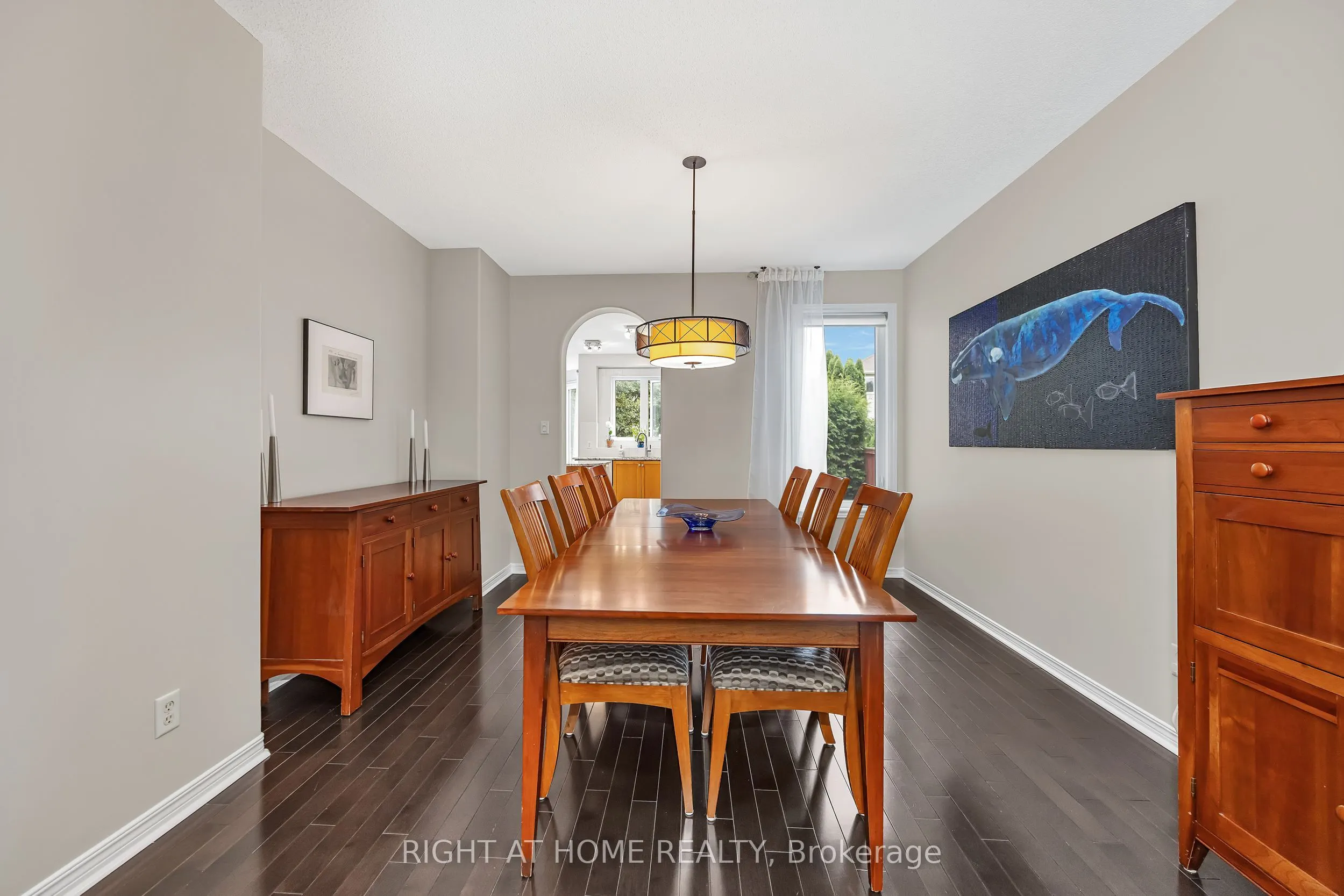 3727 Mountain Meadows Crescent