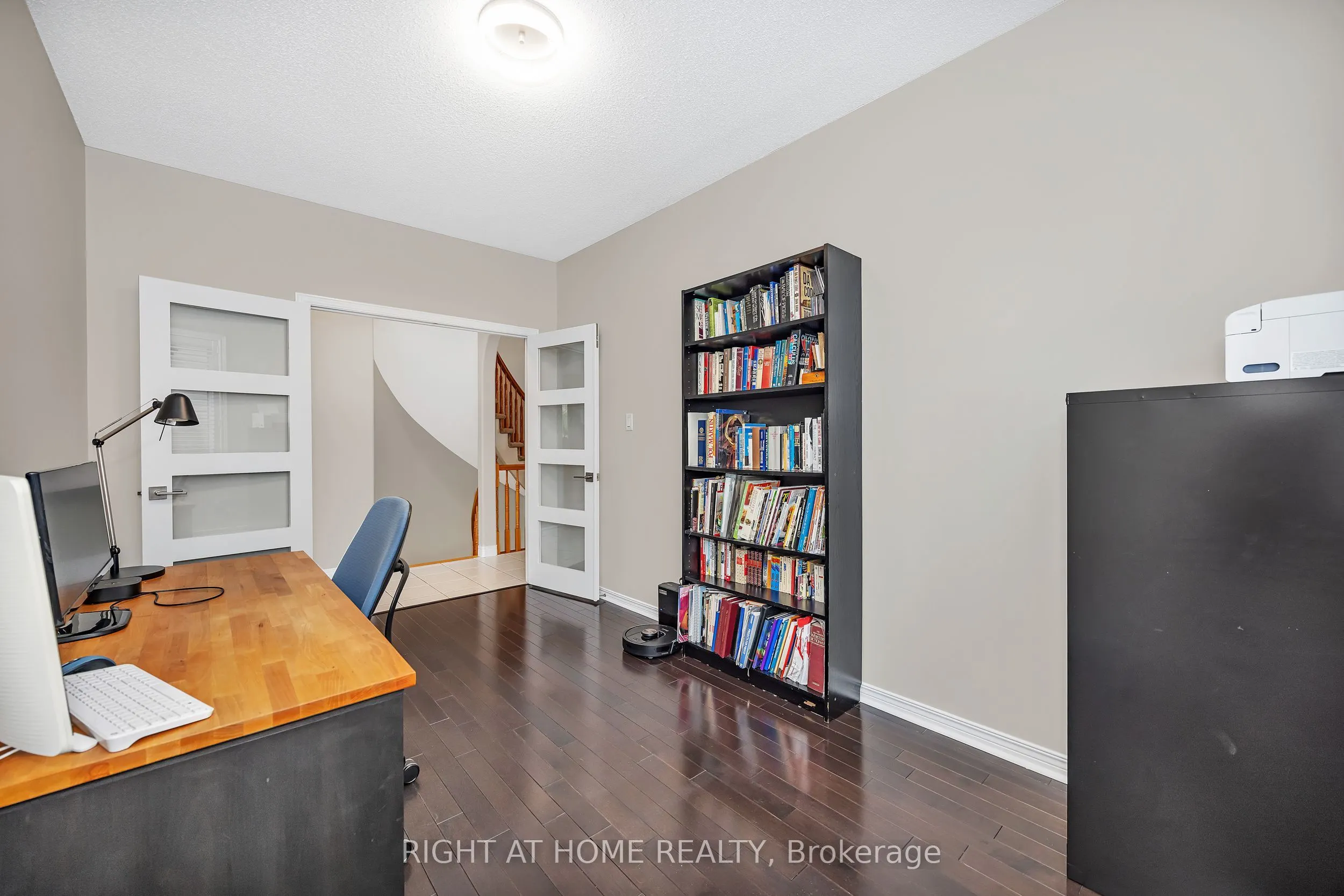3727 Mountain Meadows Crescent