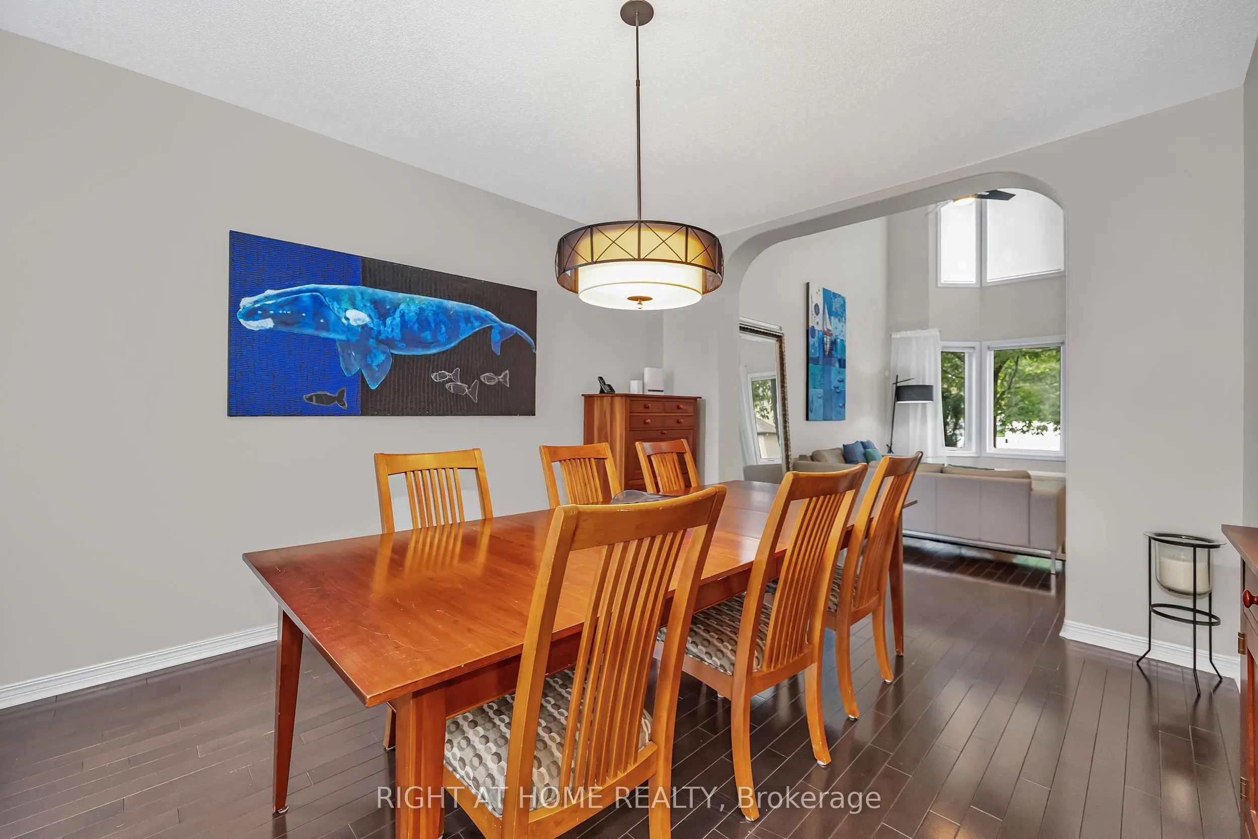 3727 Mountain Meadows Crescent