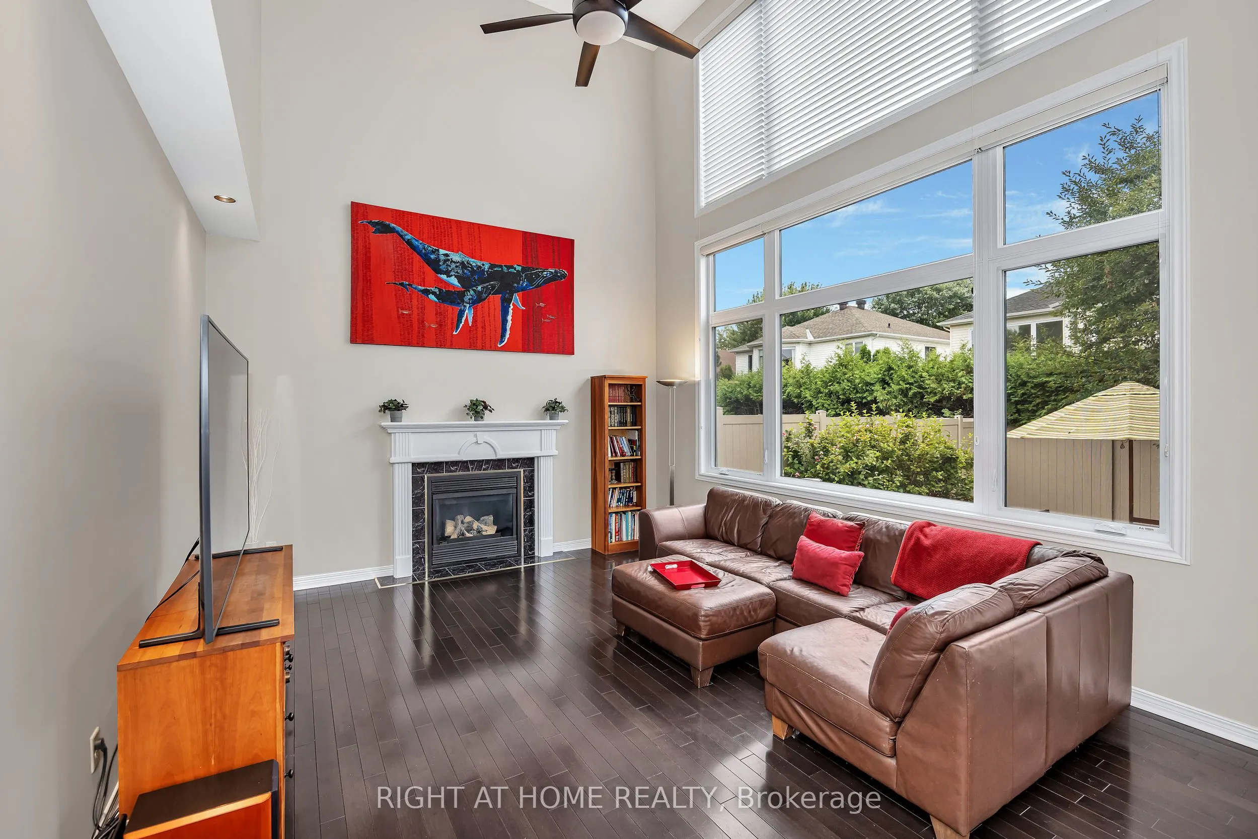 3727 Mountain Meadows Crescent