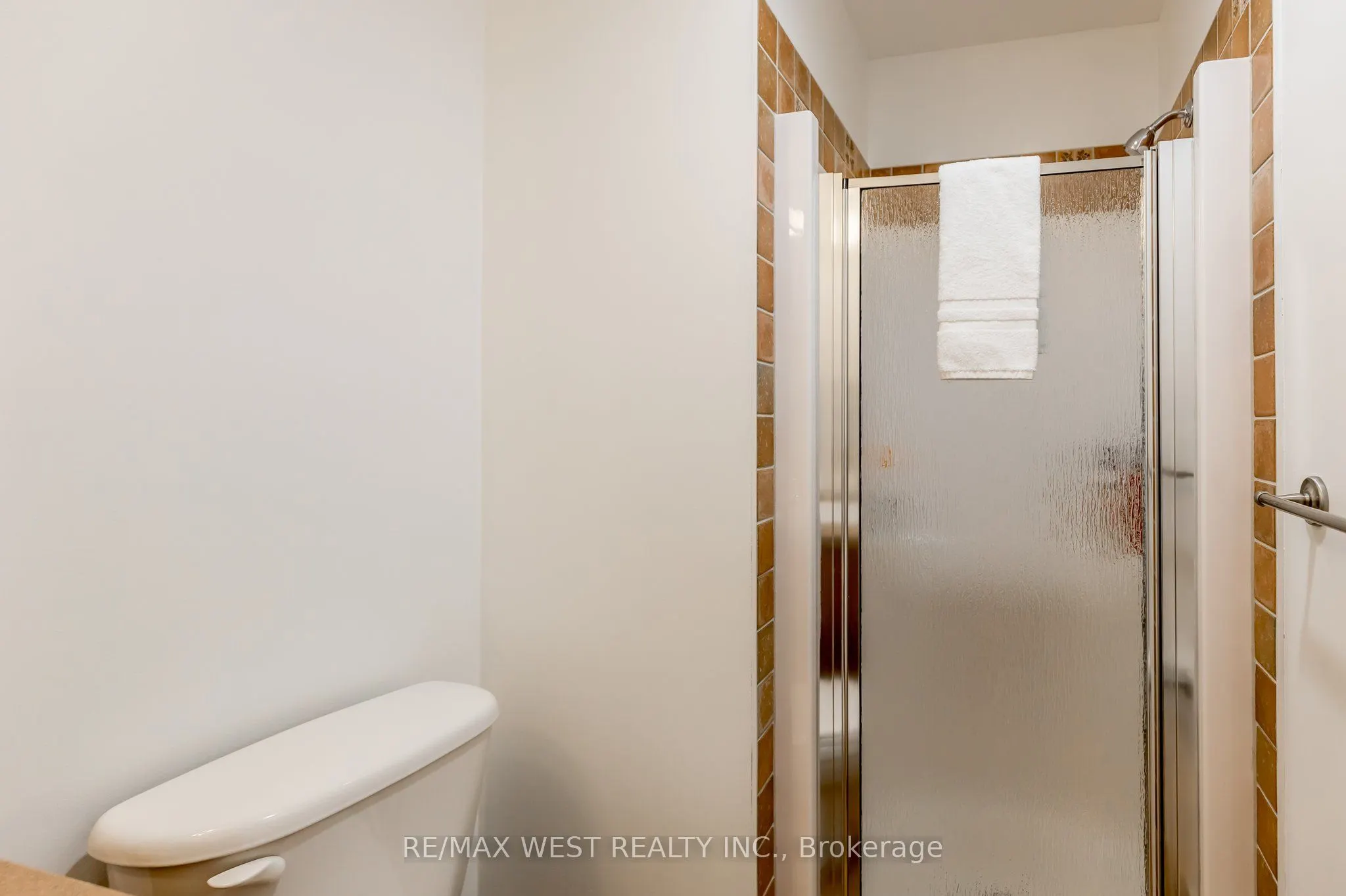 125 Fairway Court, #119