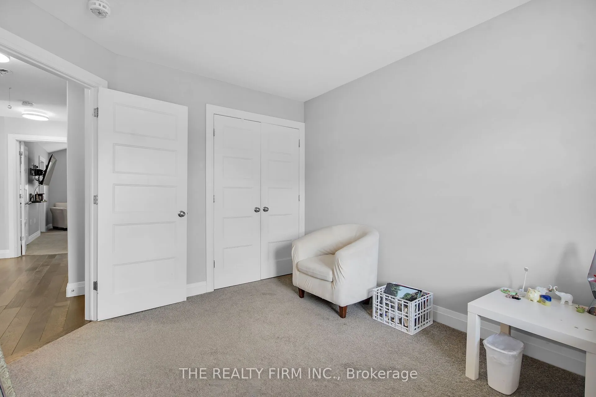 383 Tansbury Street