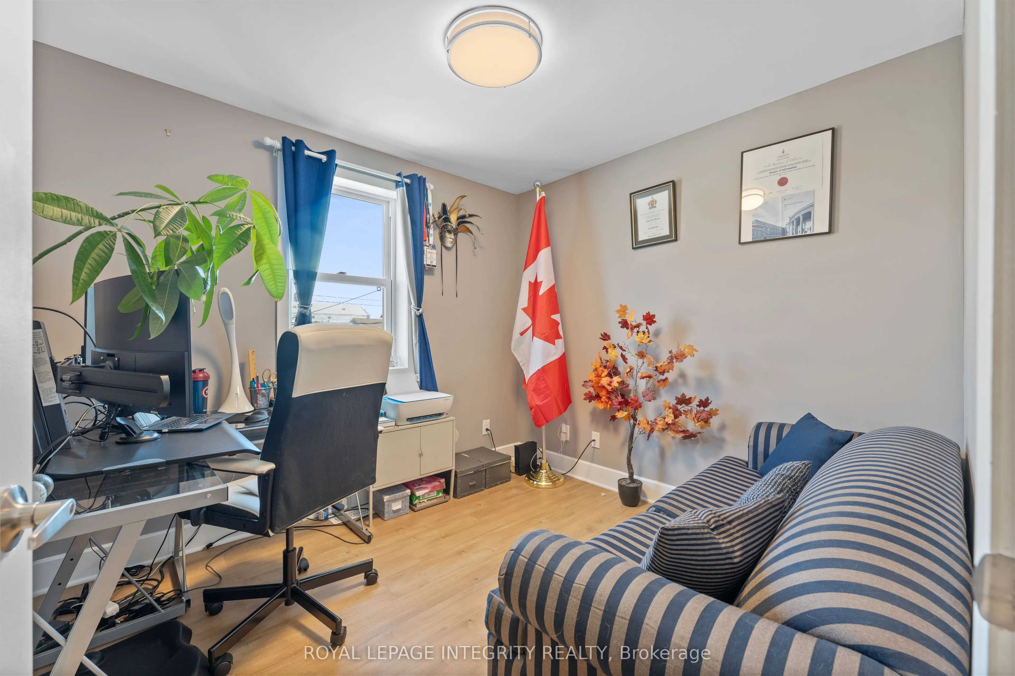 2234 Laval Street