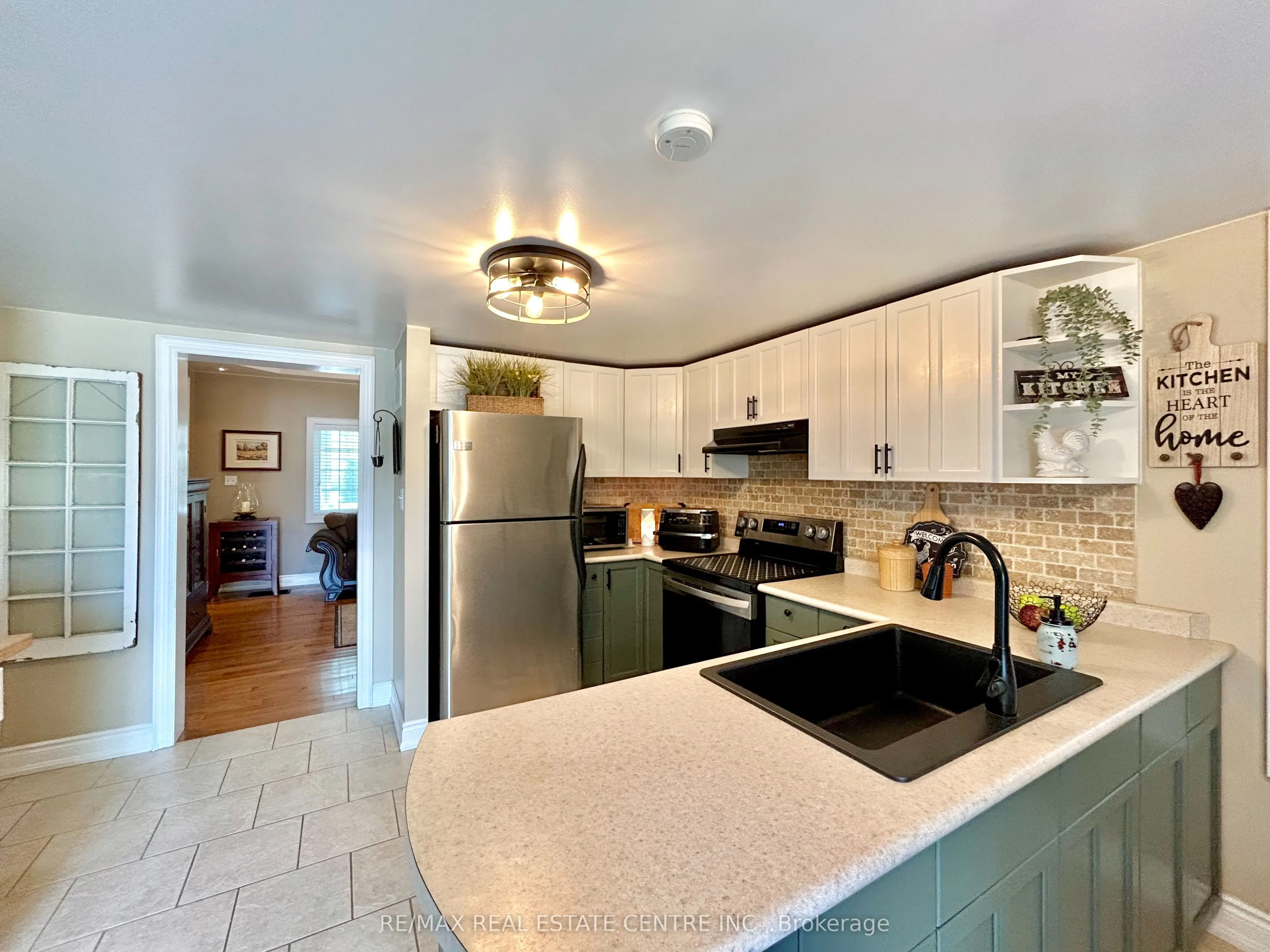 234 Main St Street E
