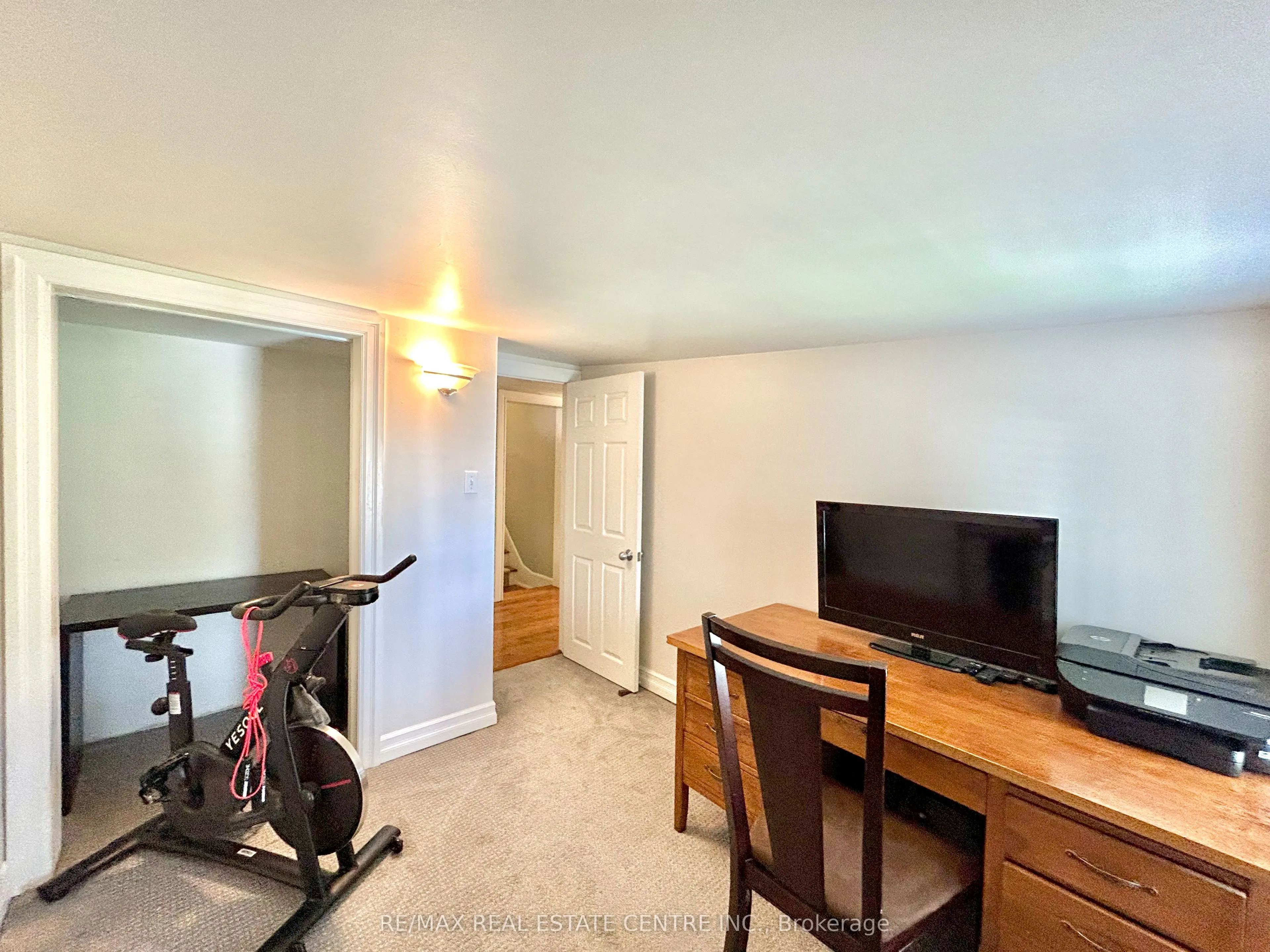 234 Main St Street E