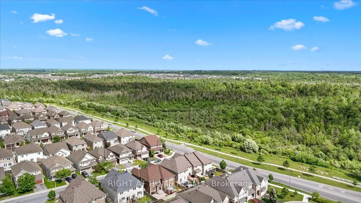 601 WILLOWMERE Way