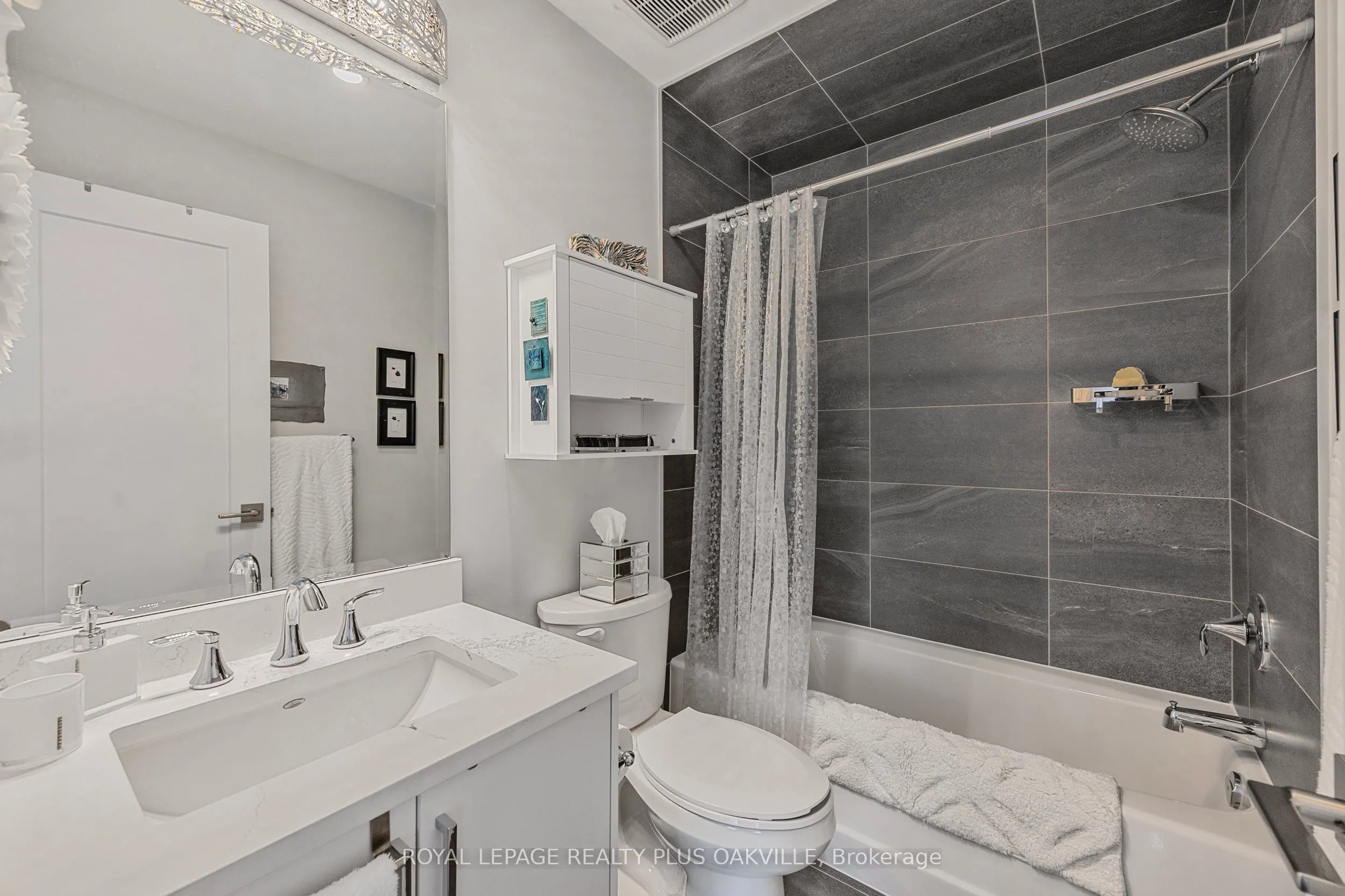 270 Melvin Avenue, #18