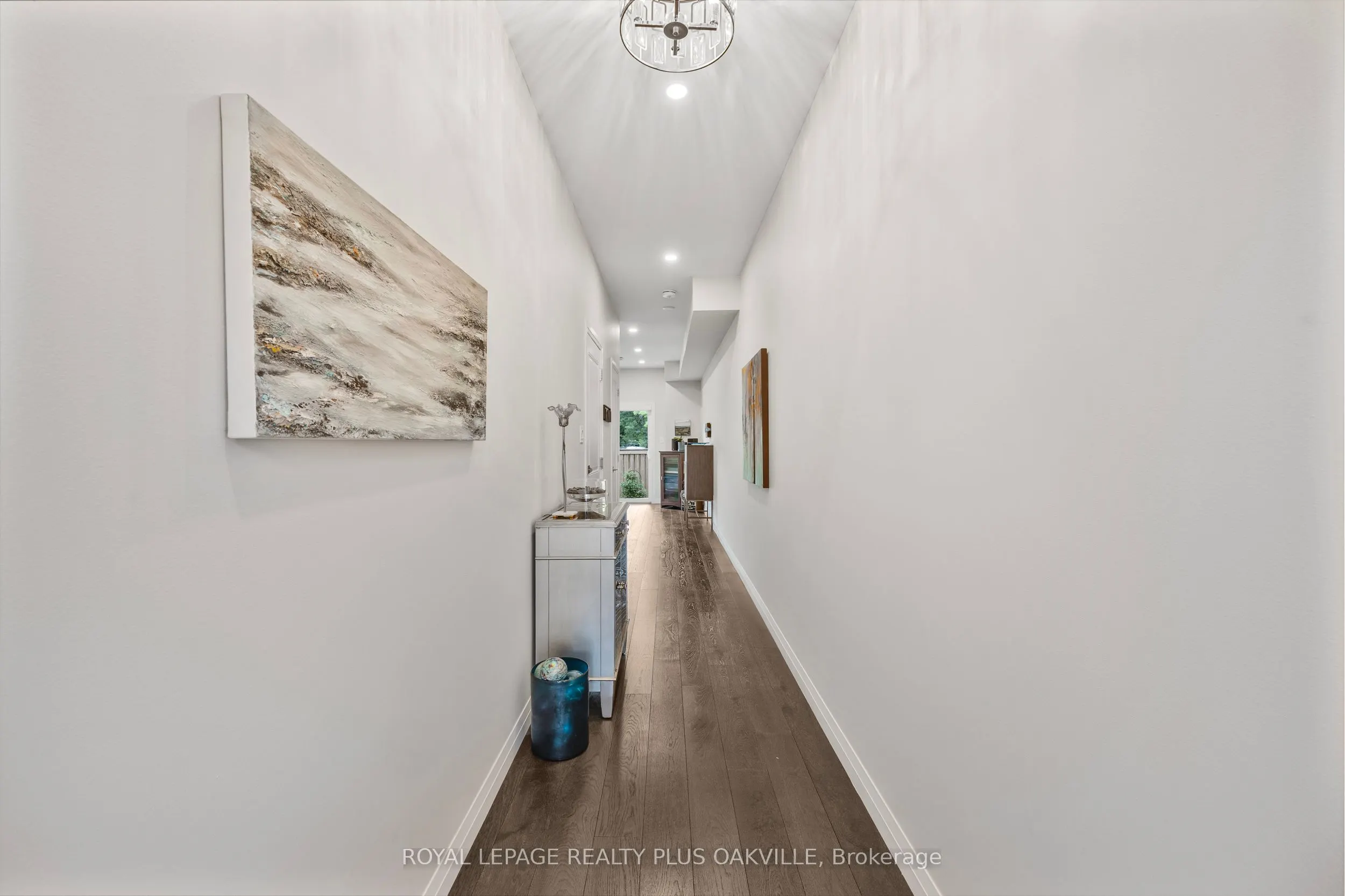 270 Melvin Avenue, #18