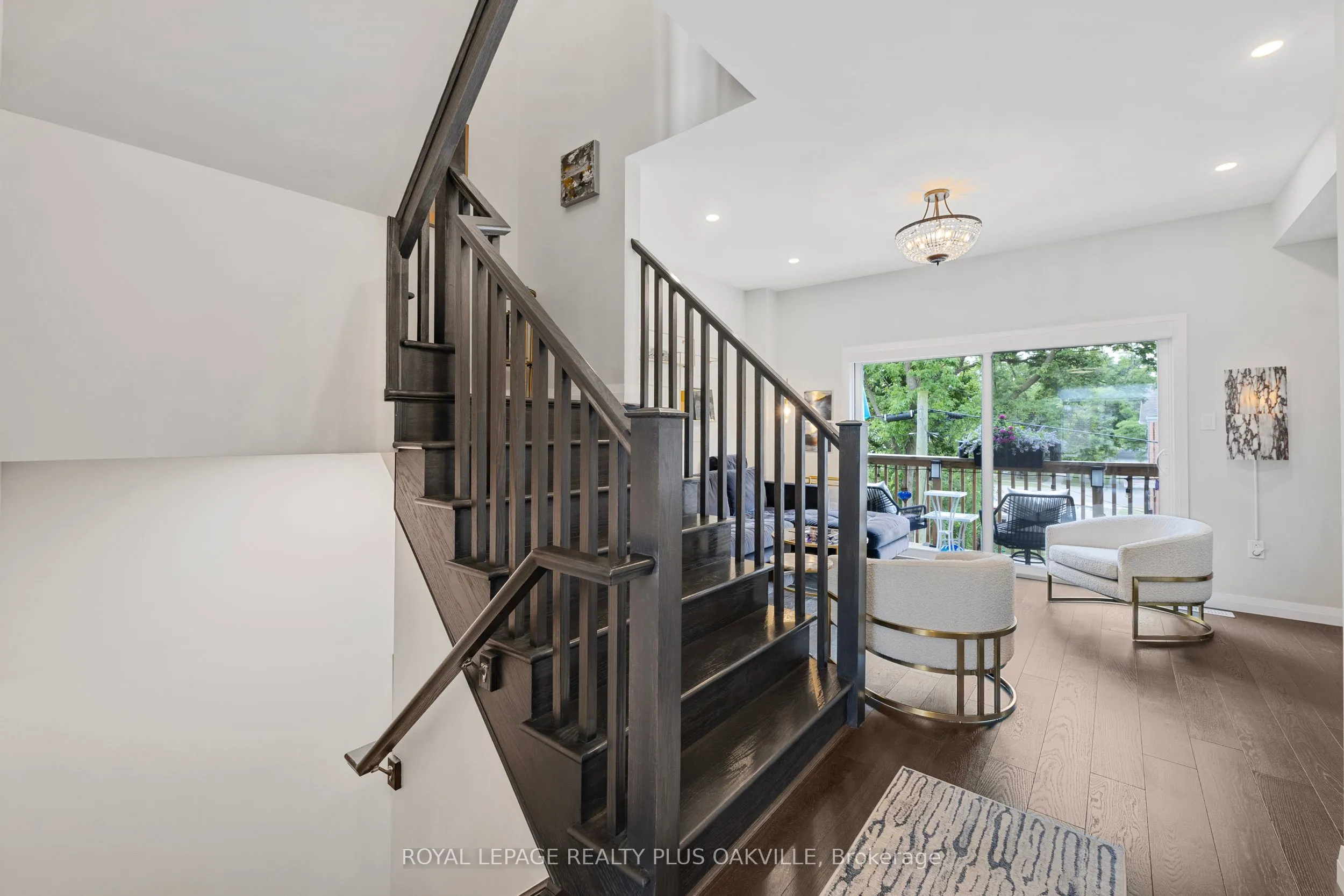 270 Melvin Avenue, #18