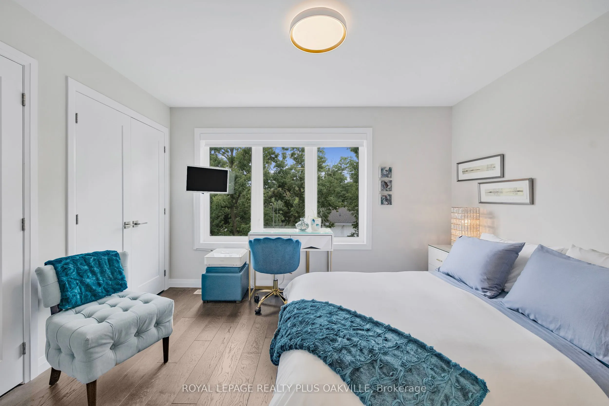 270 Melvin Avenue, #18