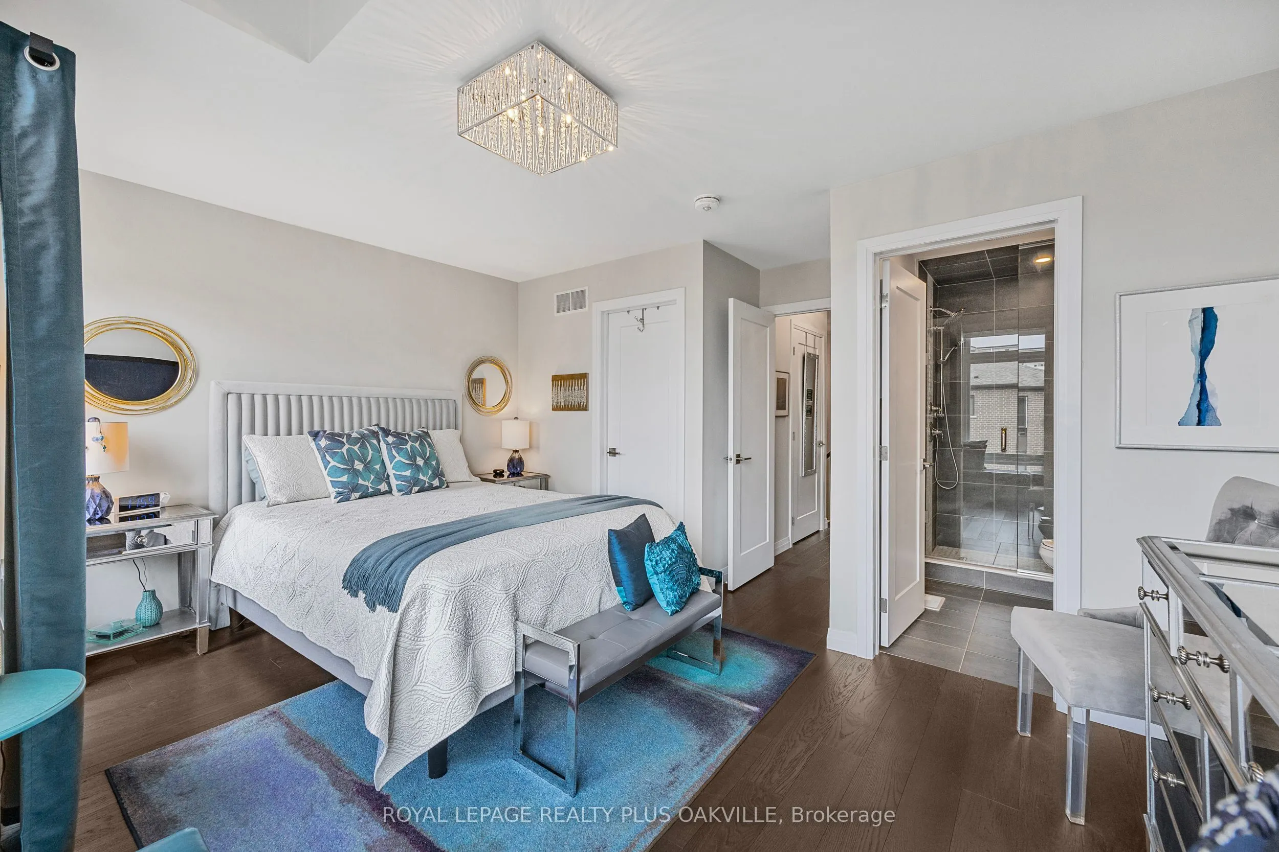 270 Melvin Avenue, #18