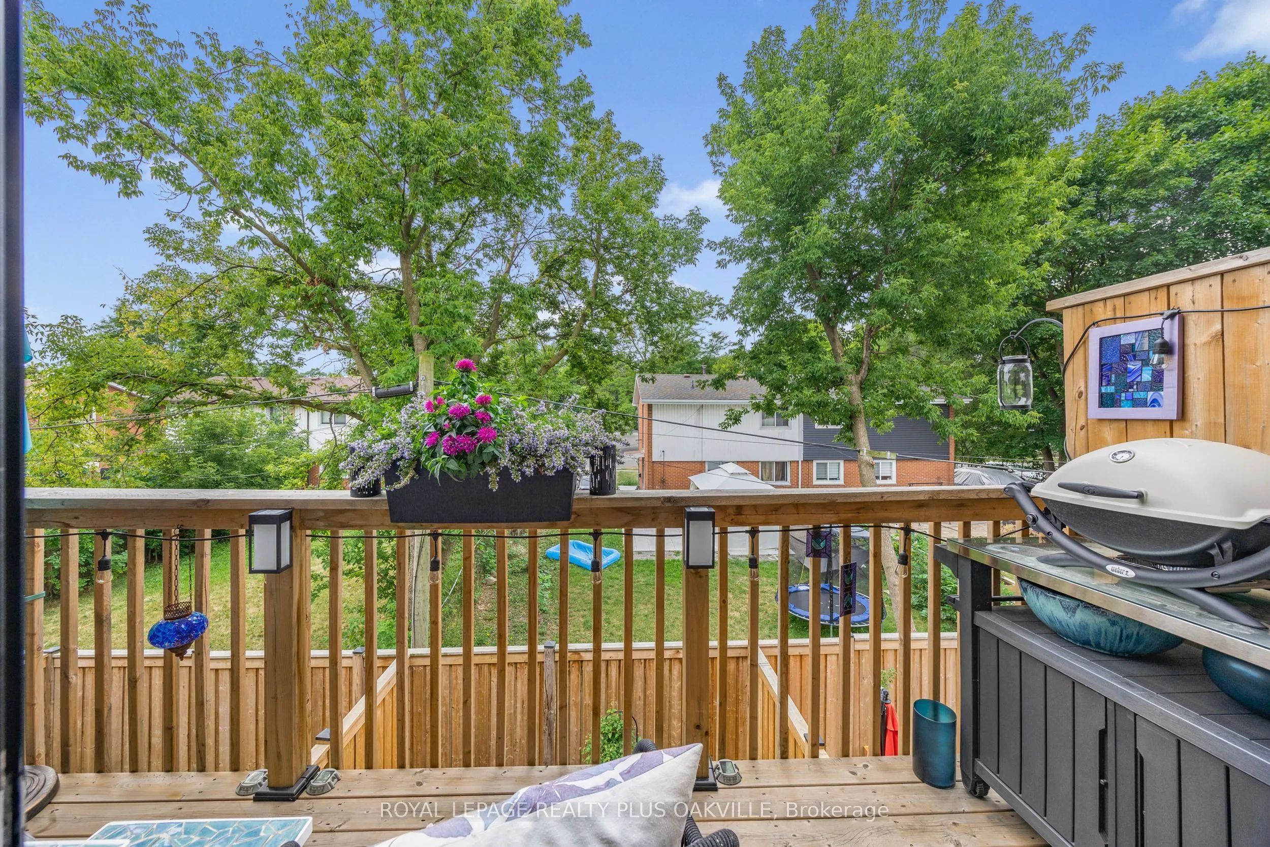 270 Melvin Avenue, #18