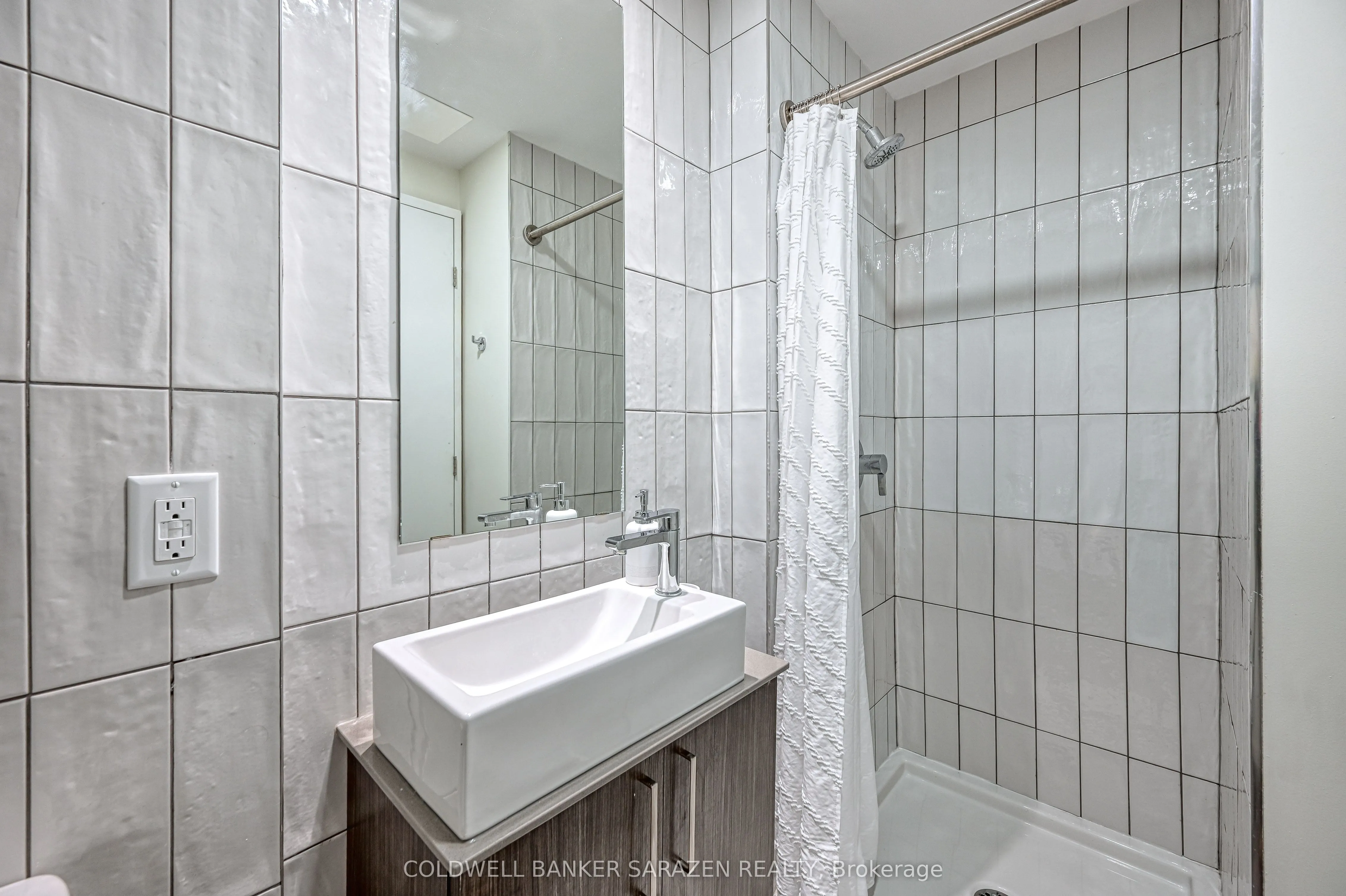 211 BESSERER Street, #B605