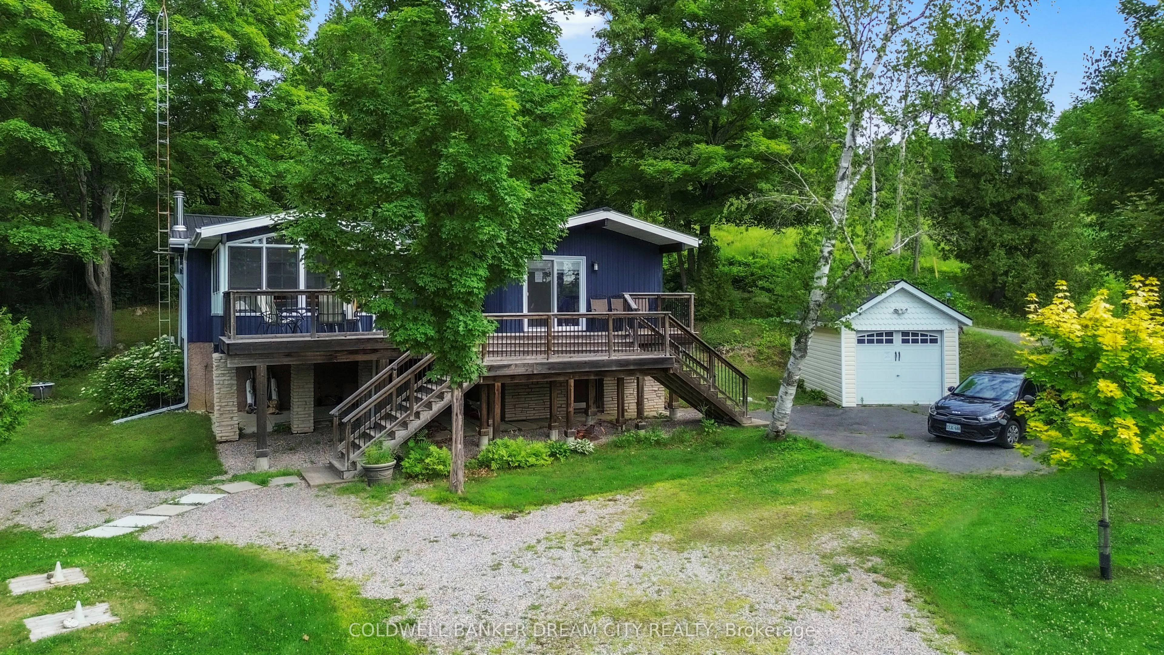 1004A ALMOND Lane