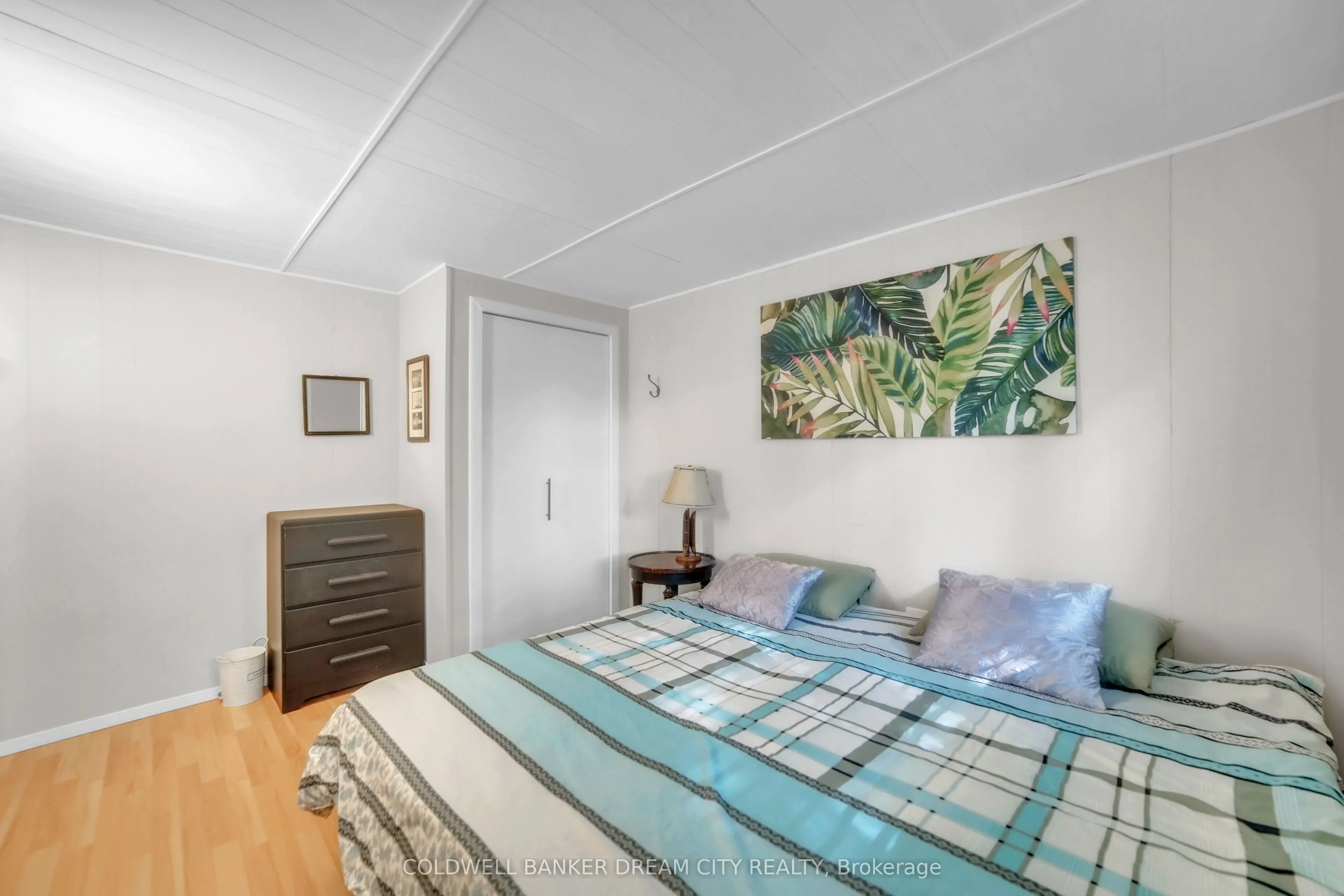1004A ALMOND Lane