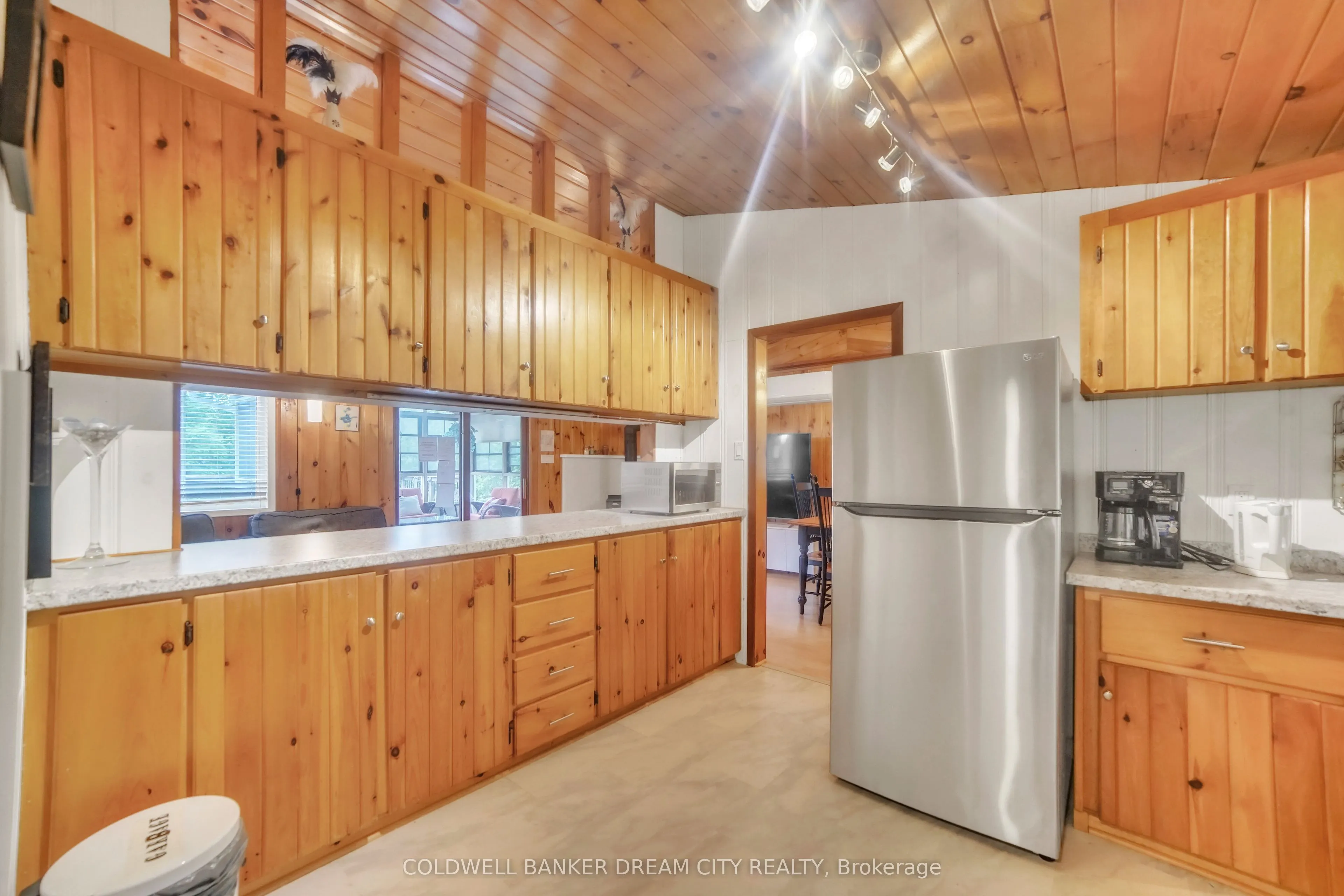 1004A ALMOND Lane