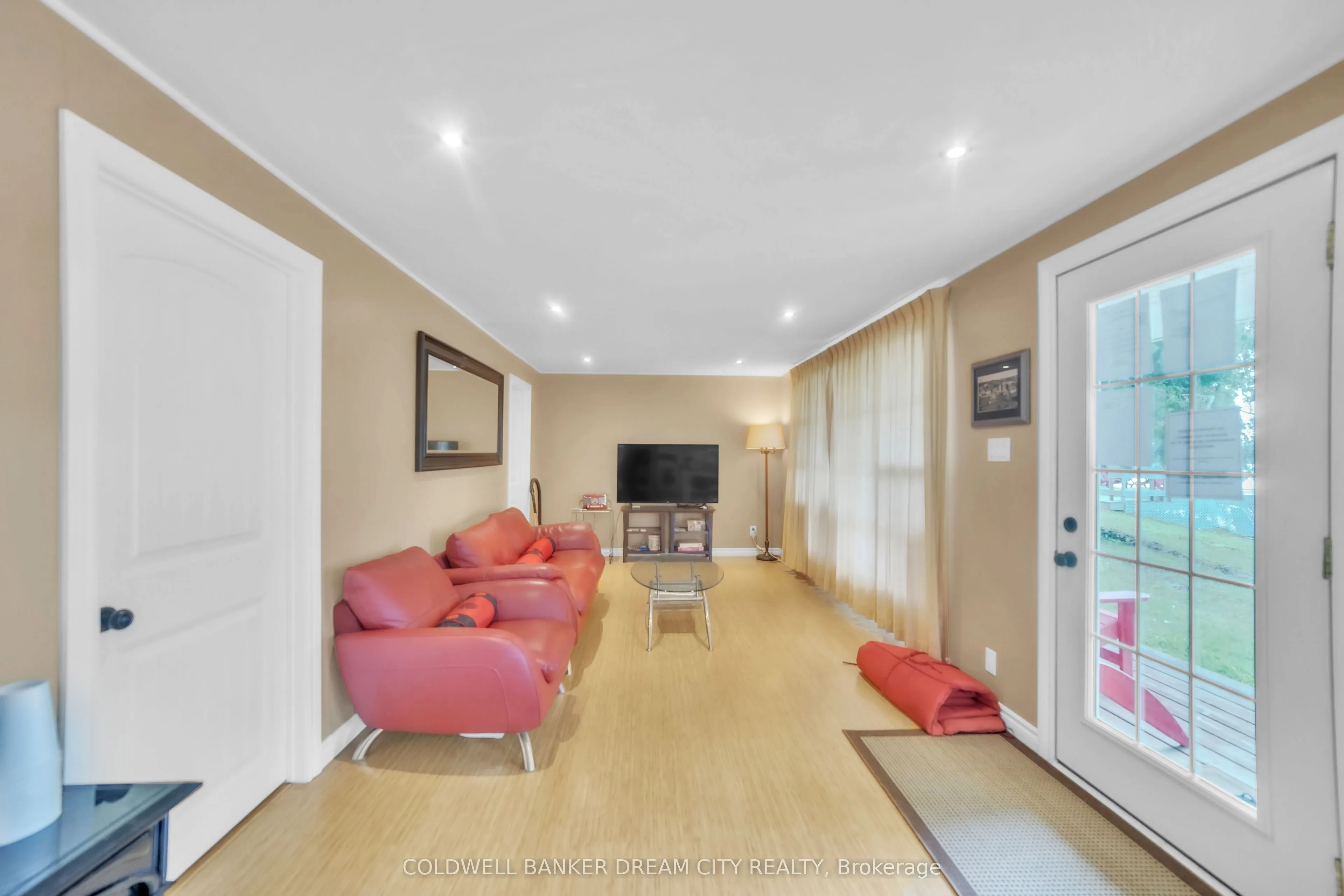 1004A ALMOND Lane