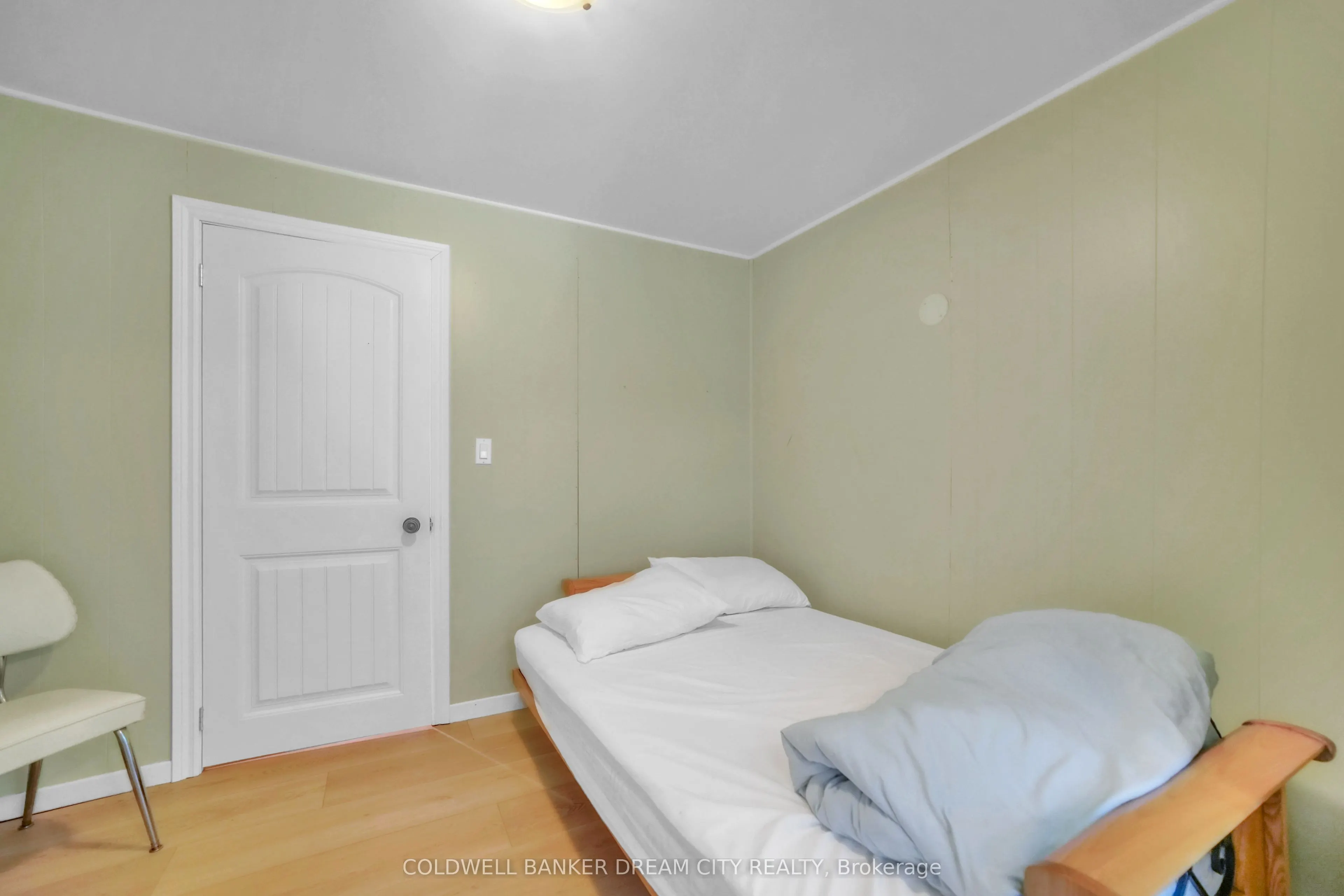 1004A ALMOND Lane