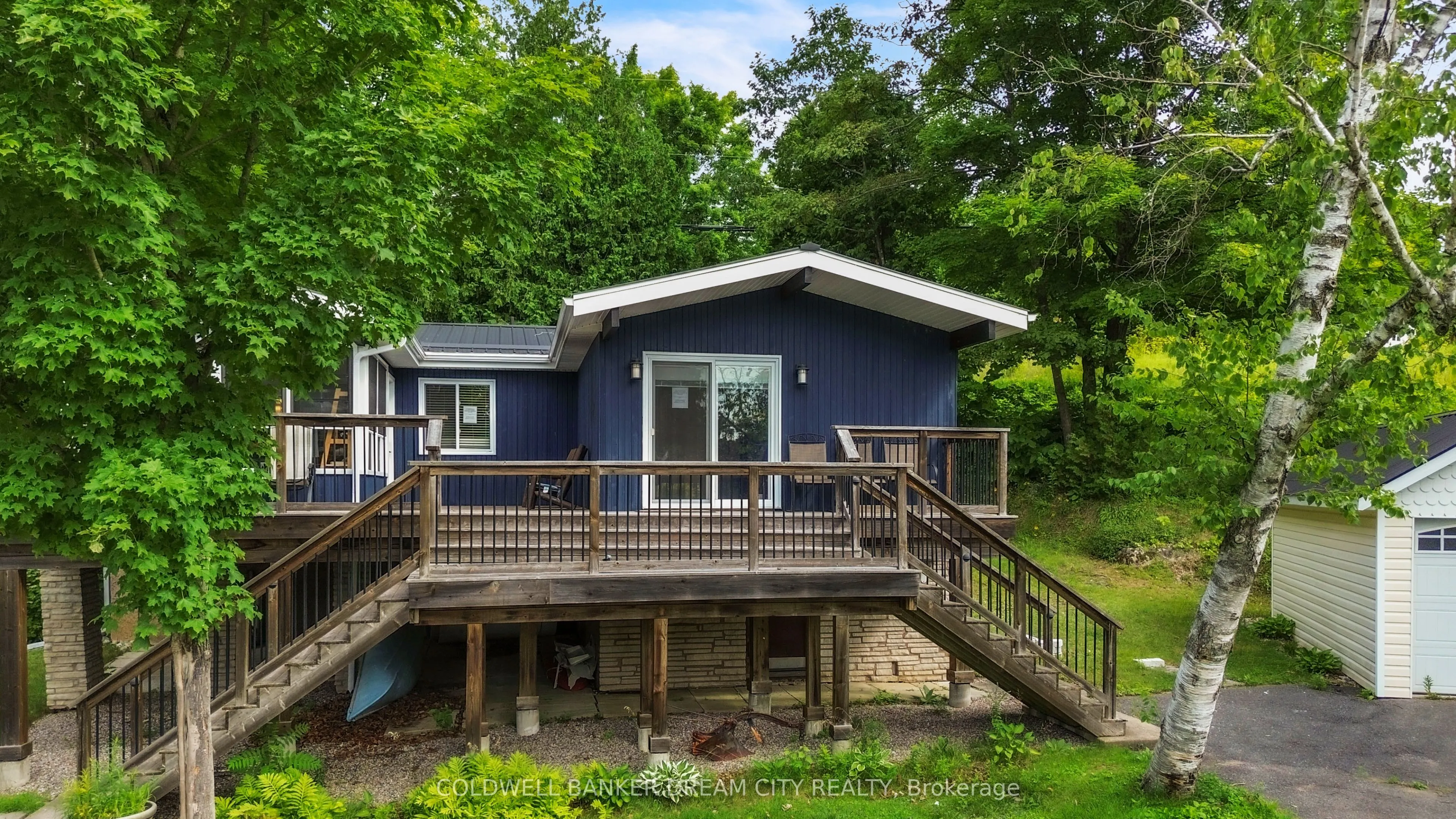 1004A ALMOND Lane