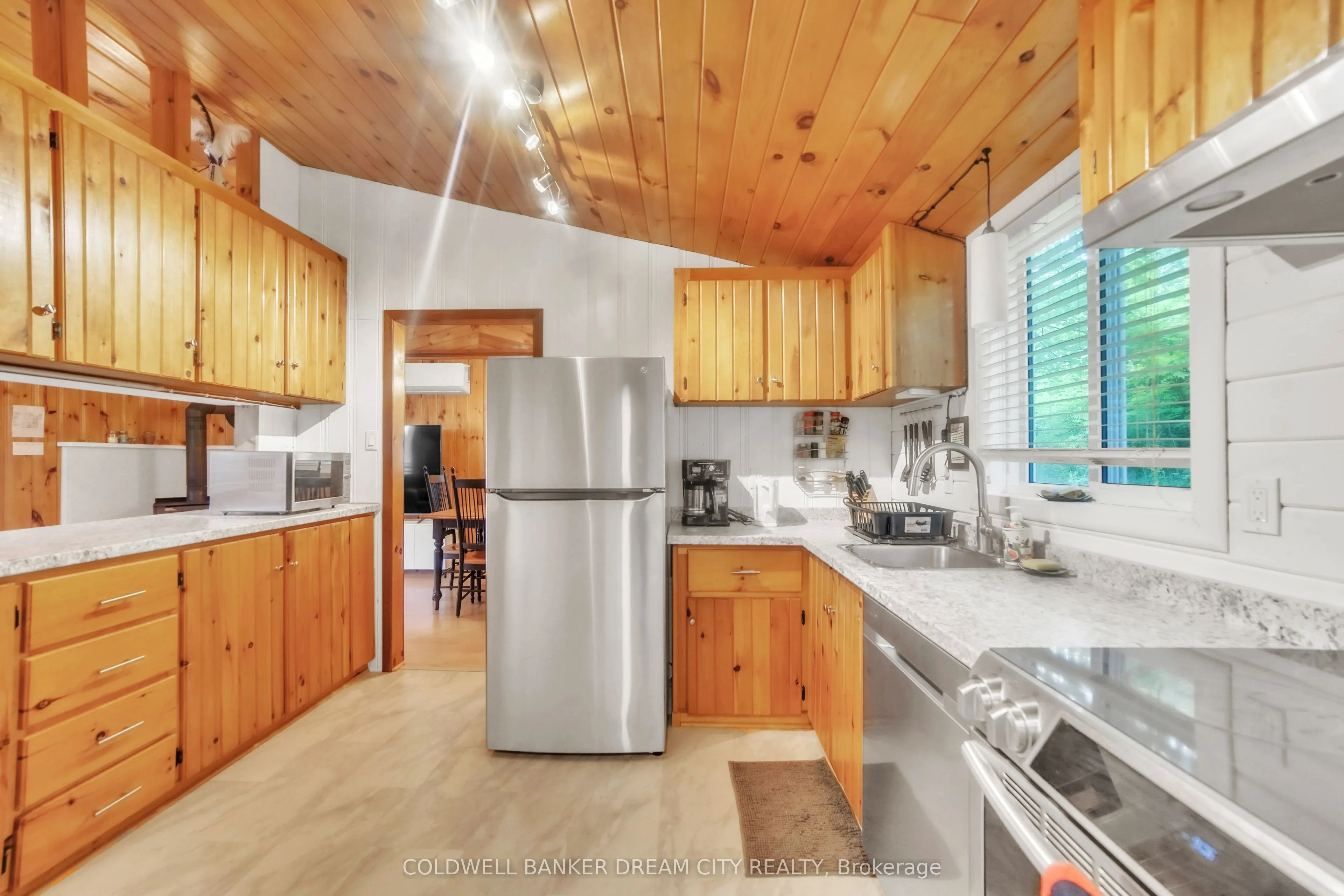 1004A ALMOND Lane