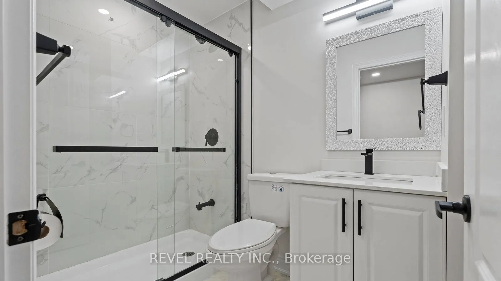 55 Hitchman Street, #LOWER