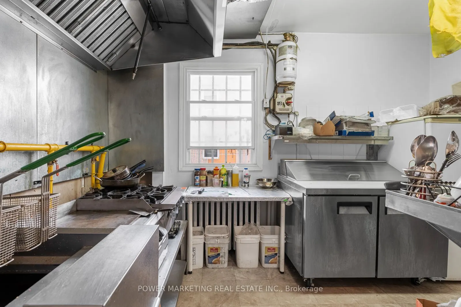 293 ST LAURENT Boulevard