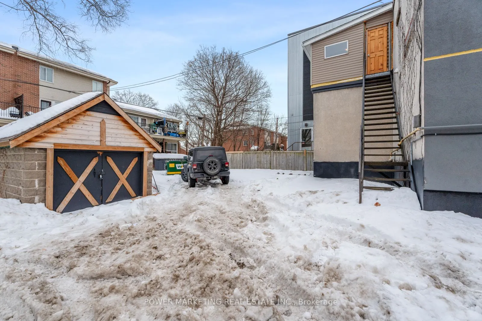 293 ST LAURENT Boulevard