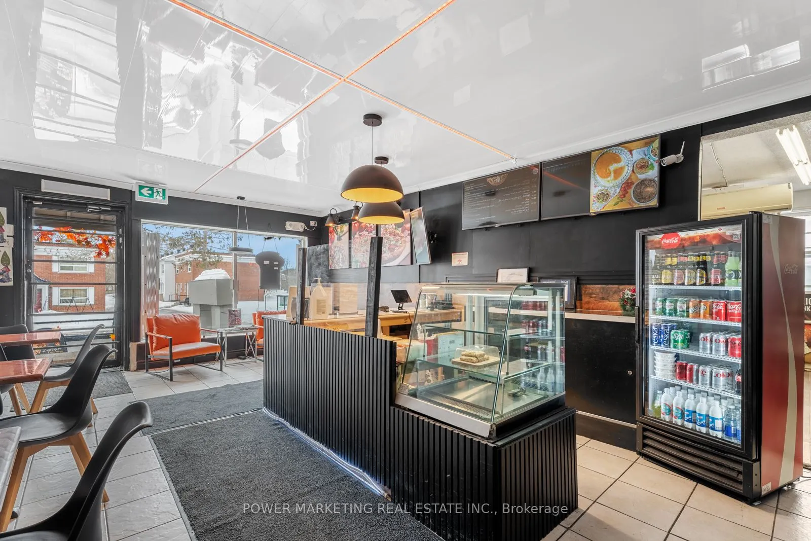 293 ST LAURENT Boulevard