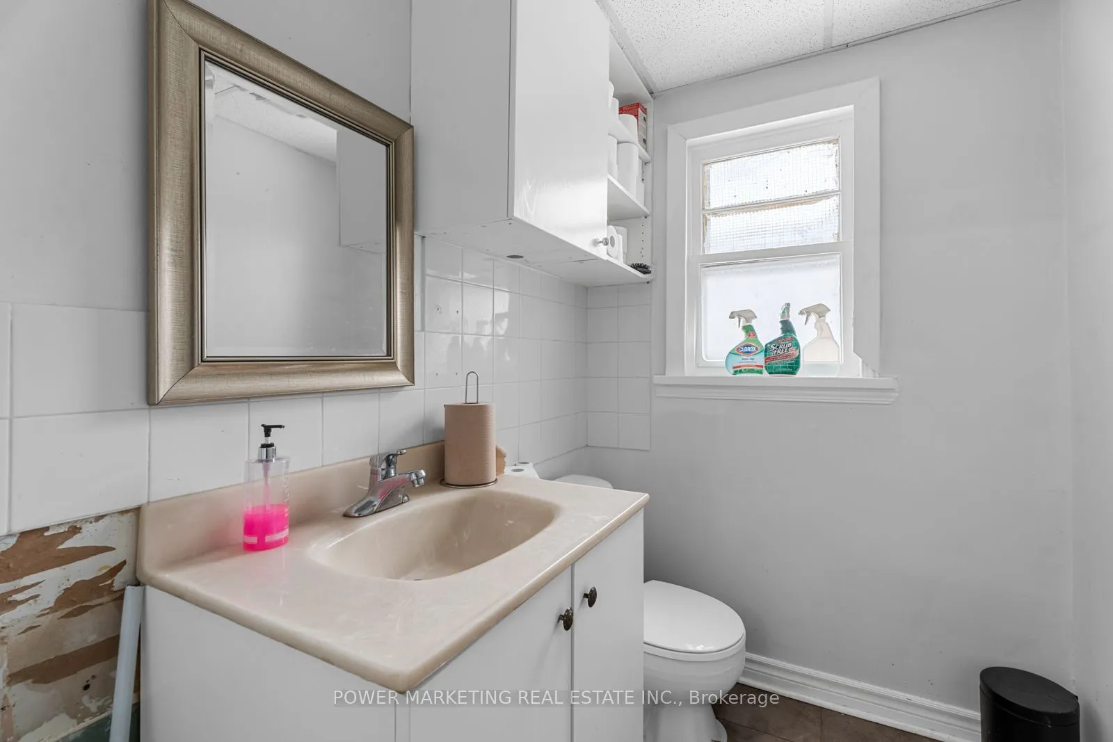 293 ST LAURENT Boulevard