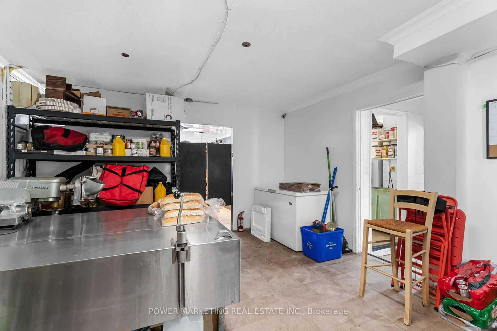 293 ST LAURENT Boulevard